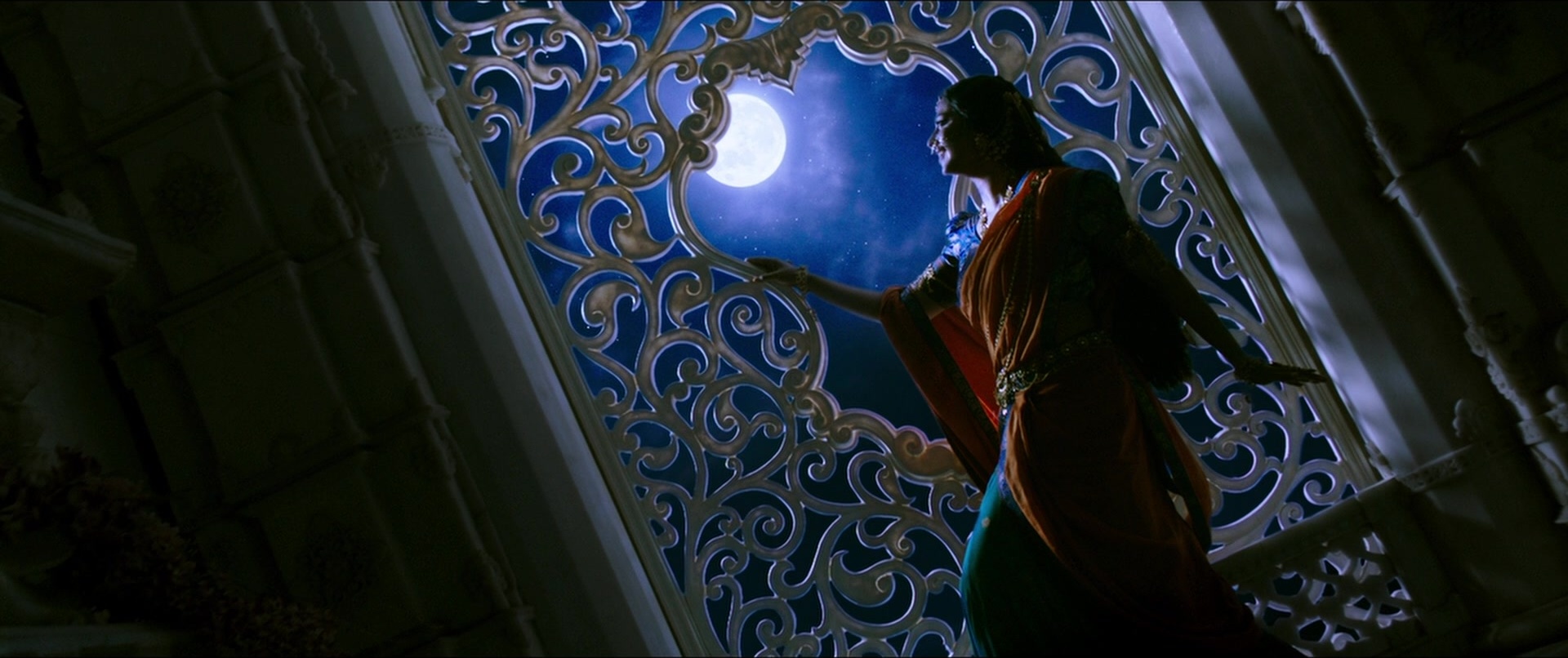 Bãhubali 2: The Conclusion (2017), wide, 2.38:1 — film still
