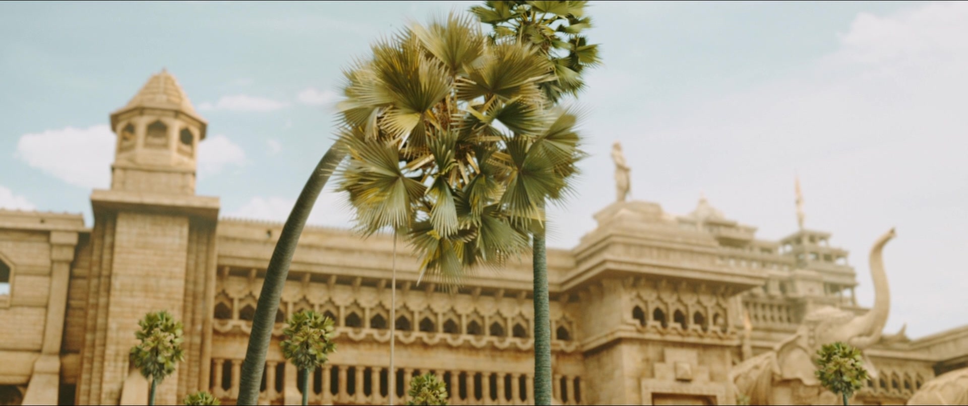 Bãhubali 2: The Conclusion (2017), wide, 2.38:1 — film still