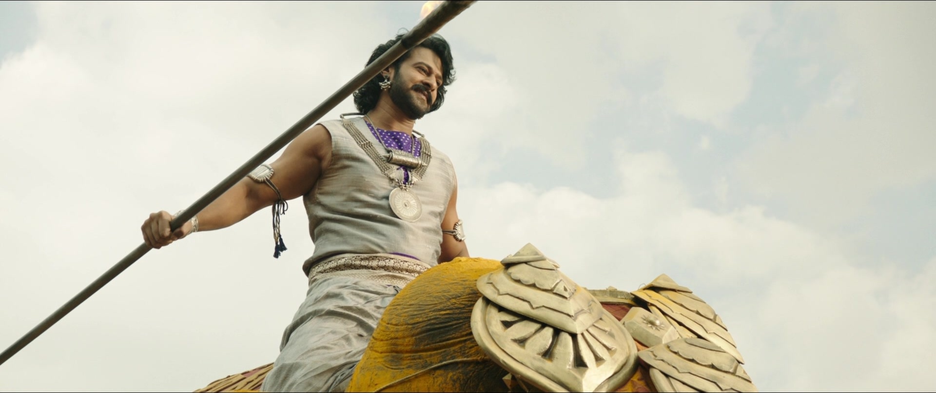 Bãhubali 2: The Conclusion (2017), wide, 2.38:1 — film still