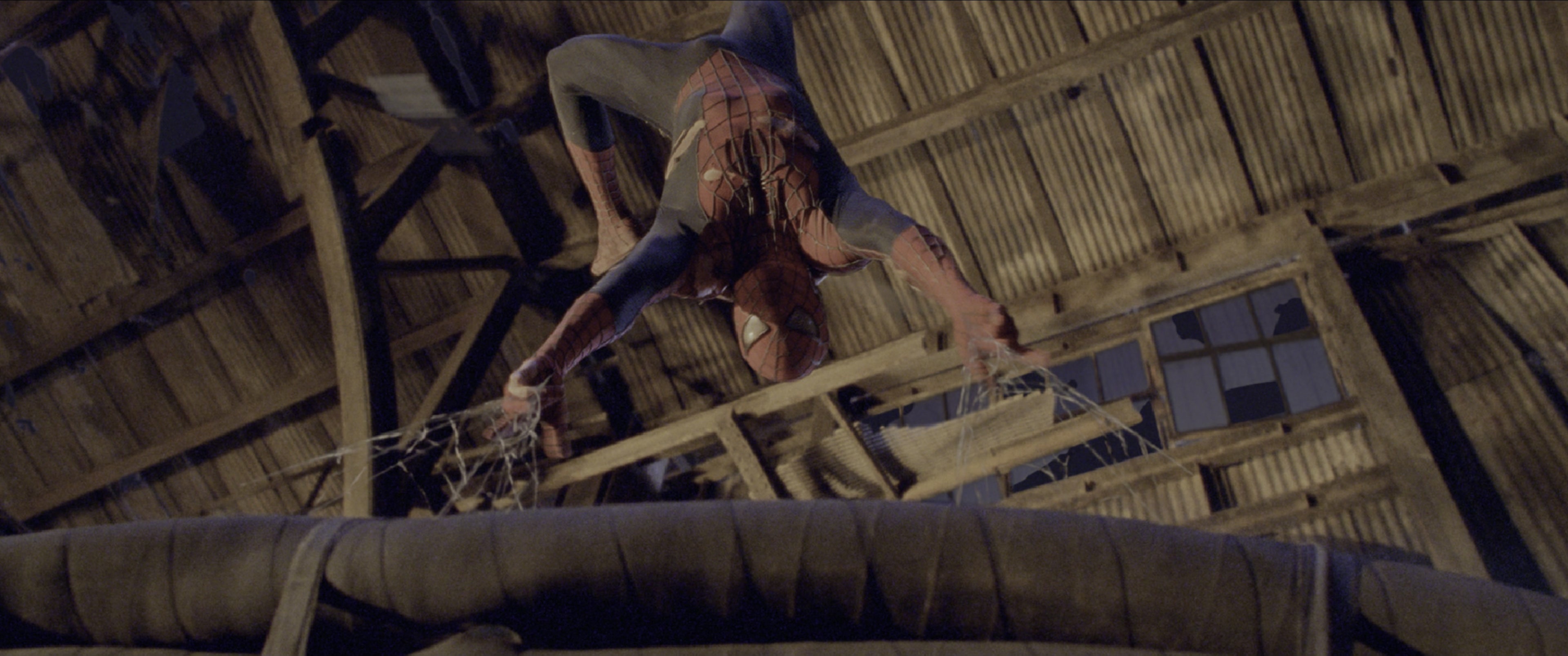 Spider-Man 2 (2004), wide, 2.39:1 — film still