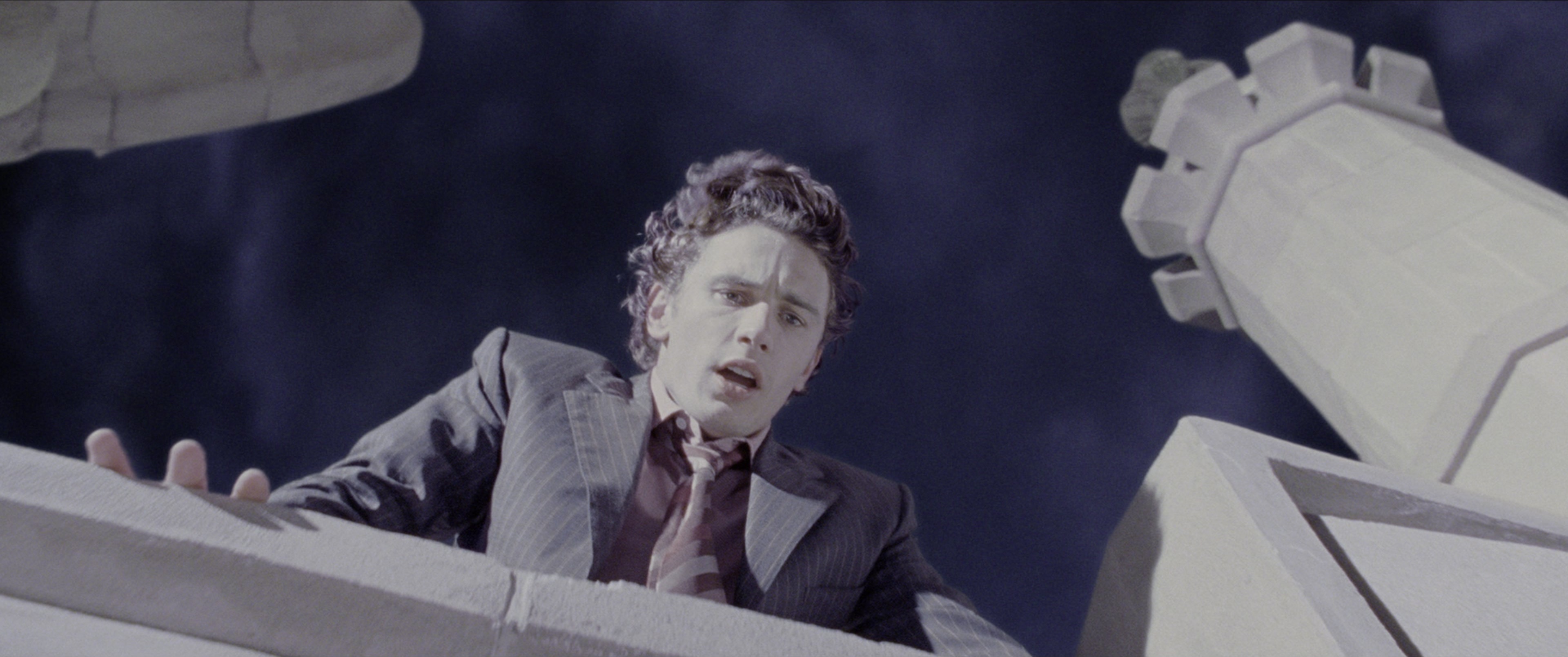 Spider-Man 2 (2004), wide, 2.39:1 — film still