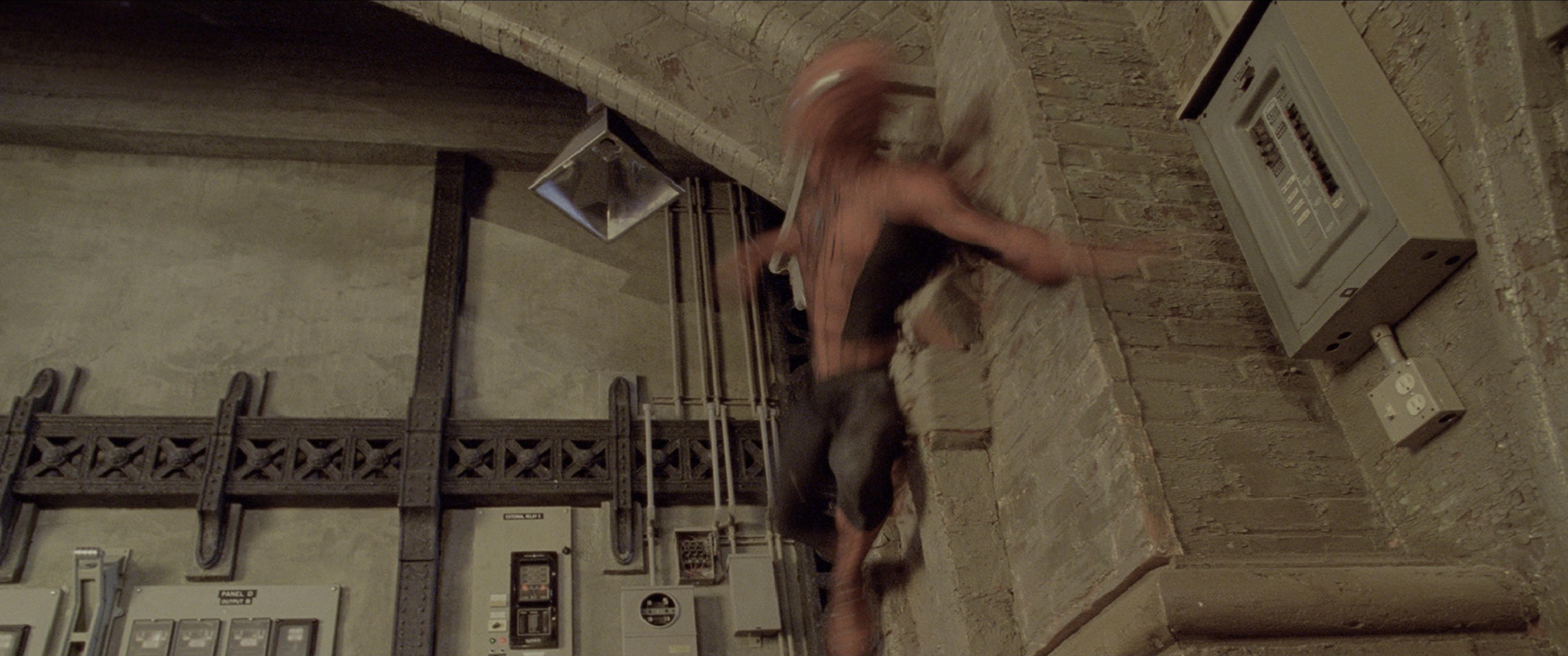 Spider-Man 2 (2004), wide, 2.39:1 — film still