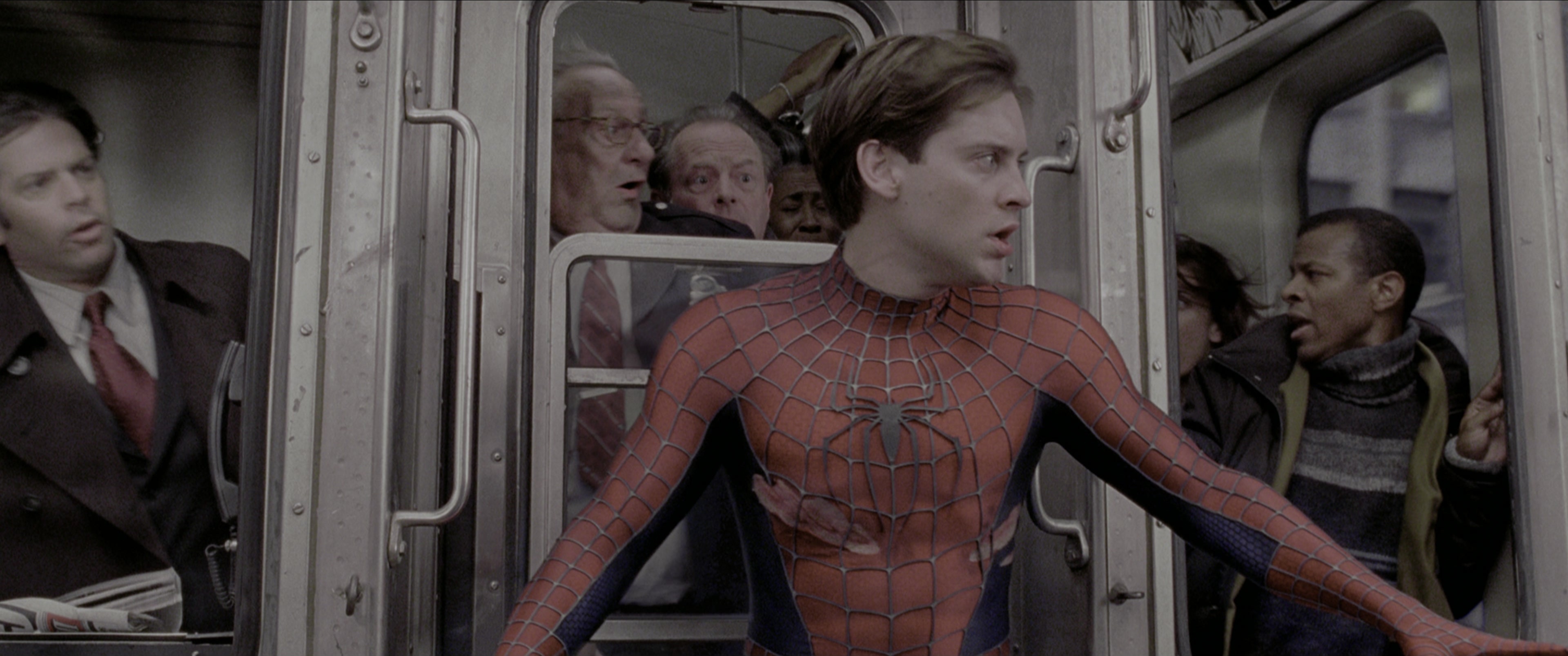 Spider-Man 2 (2004), wide, 2.39:1 — film still