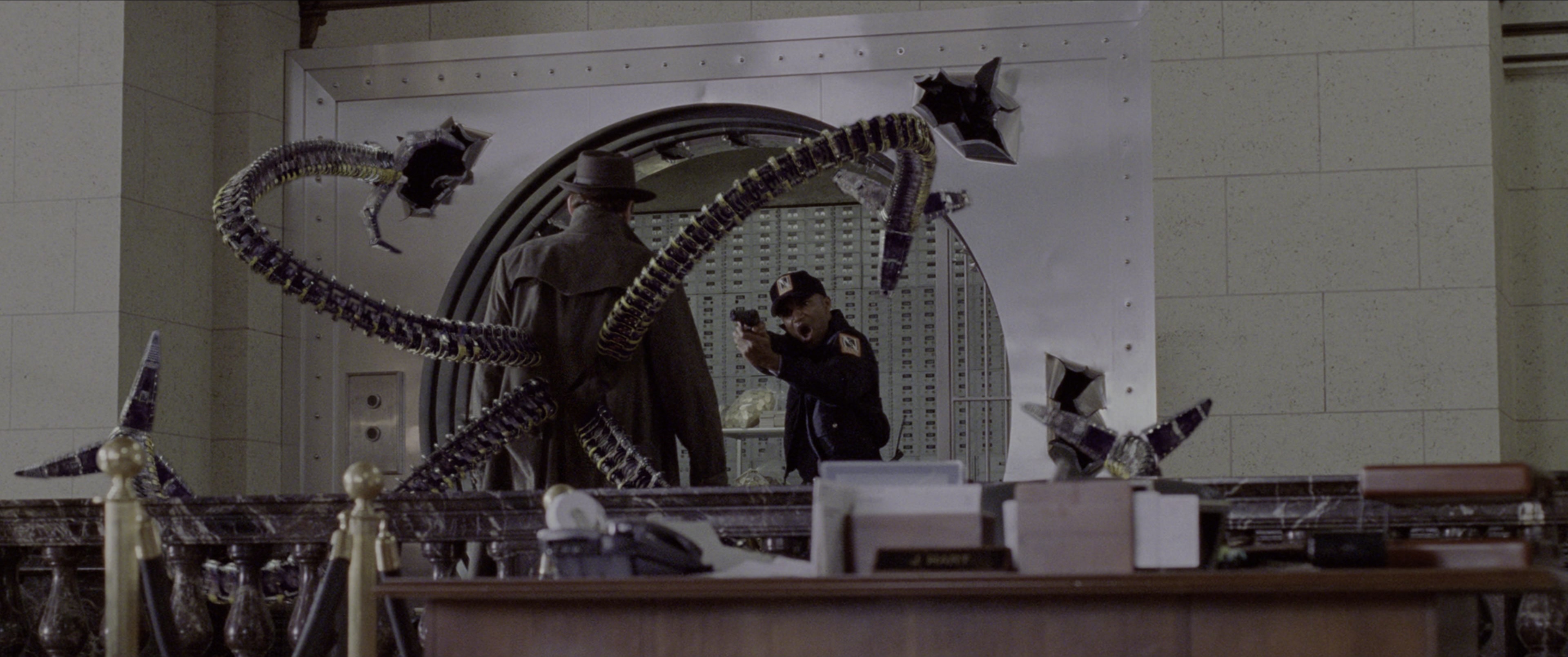 Spider-Man 2 (2004), wide, 2.39:1 — film still