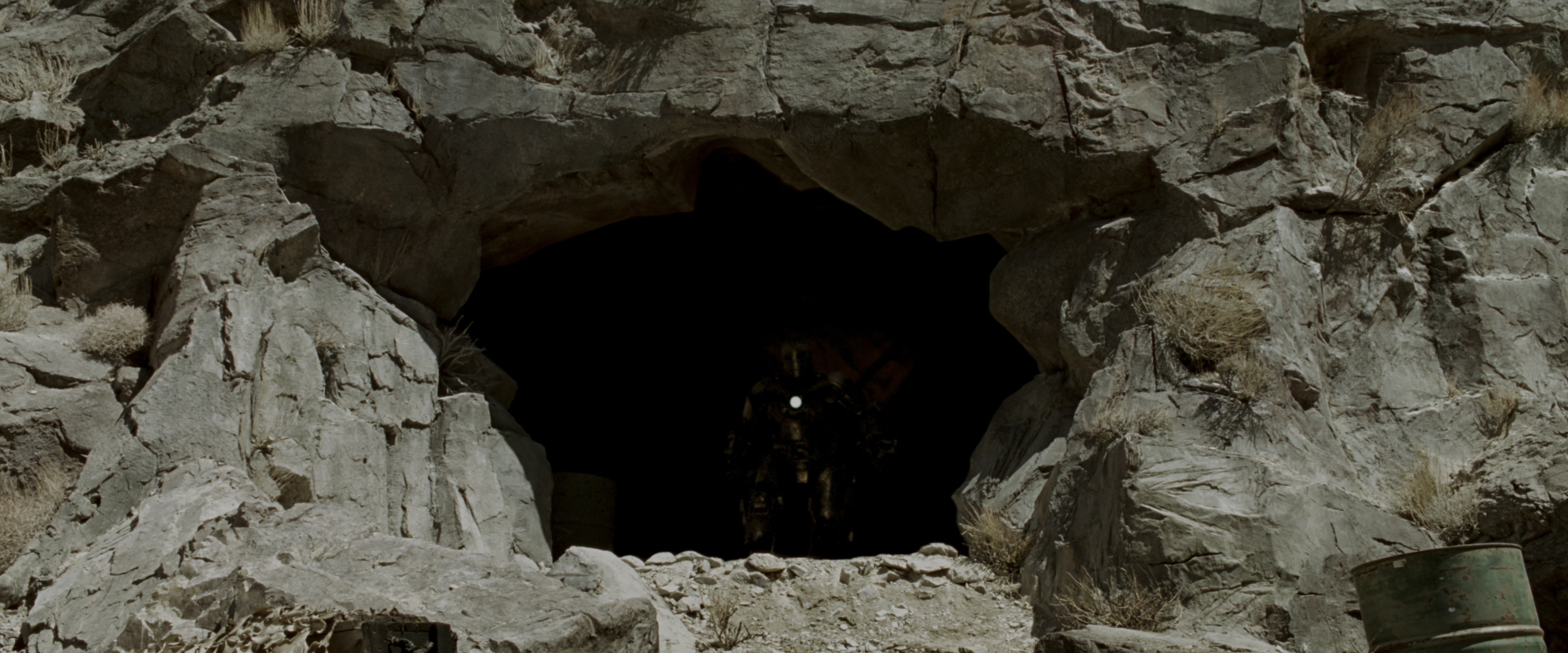 Iron Man (2008), wide, 2.40:1 — film still