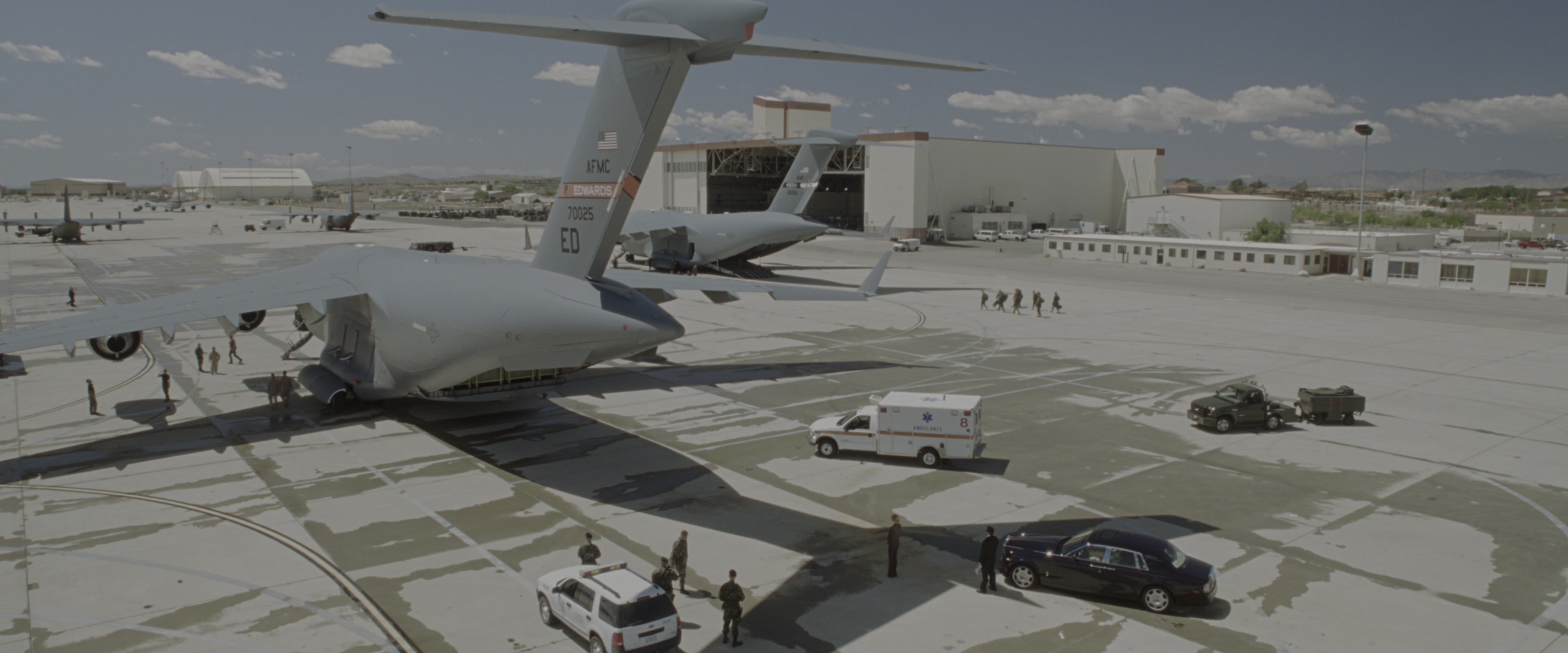 Iron Man (2008), wide, 2.40:1 — film still