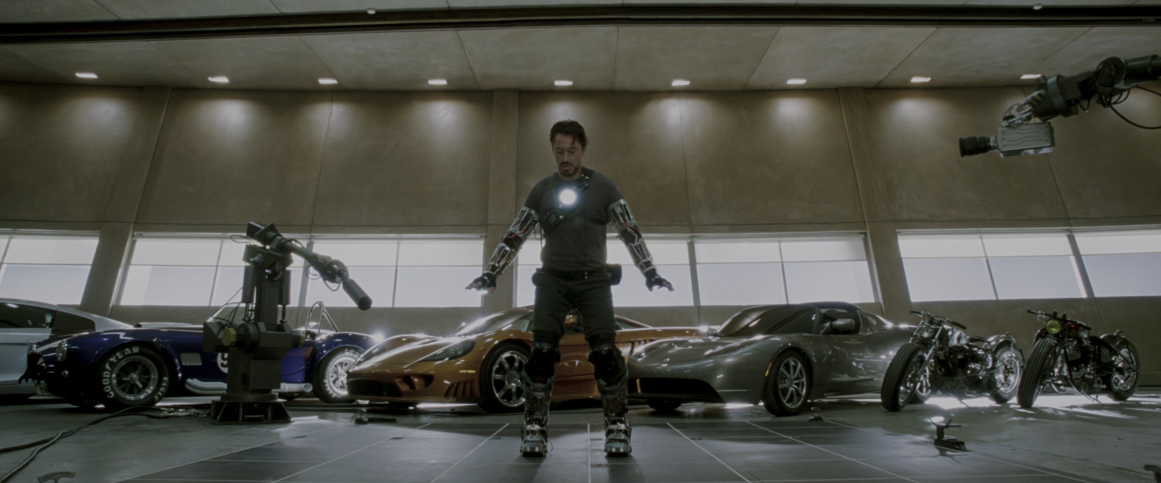 Iron Man (2008), wide, 2.40:1 — film still