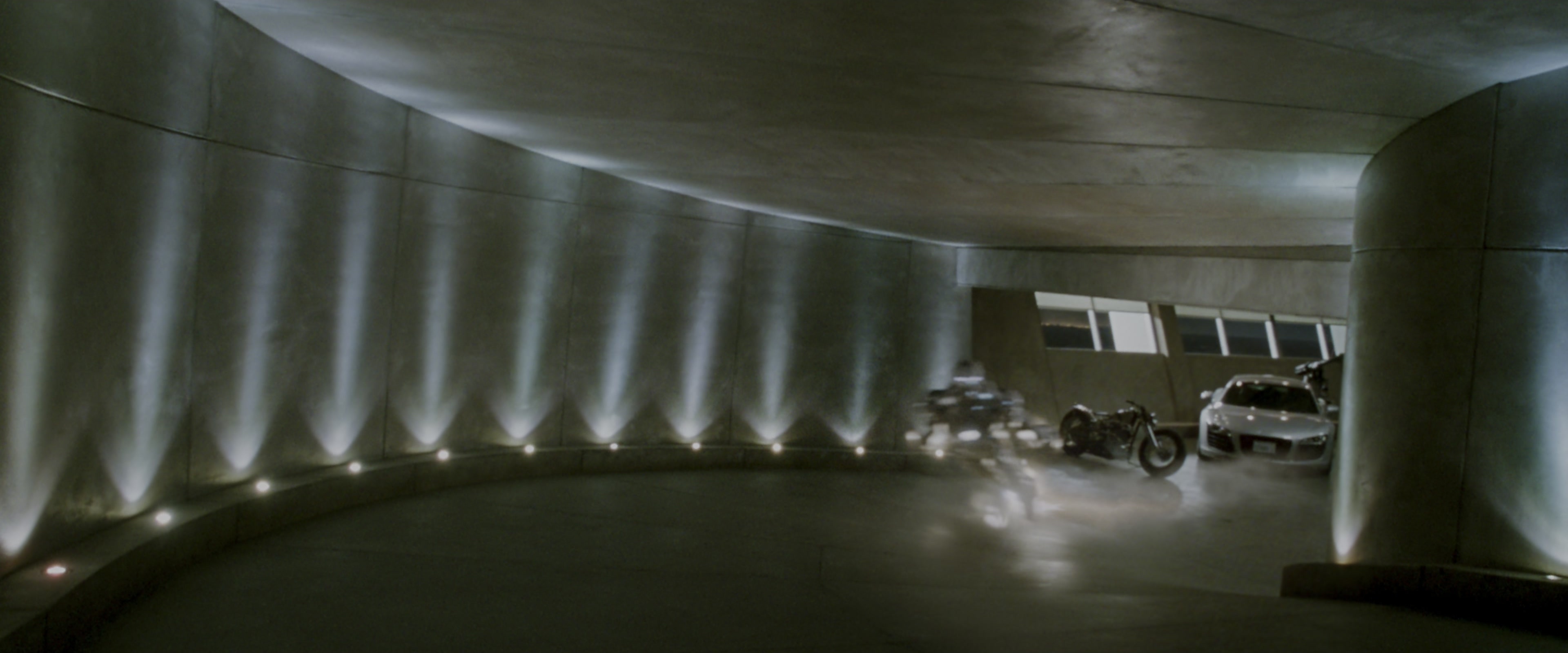 Iron Man (2008), wide, 2.40:1 — film still