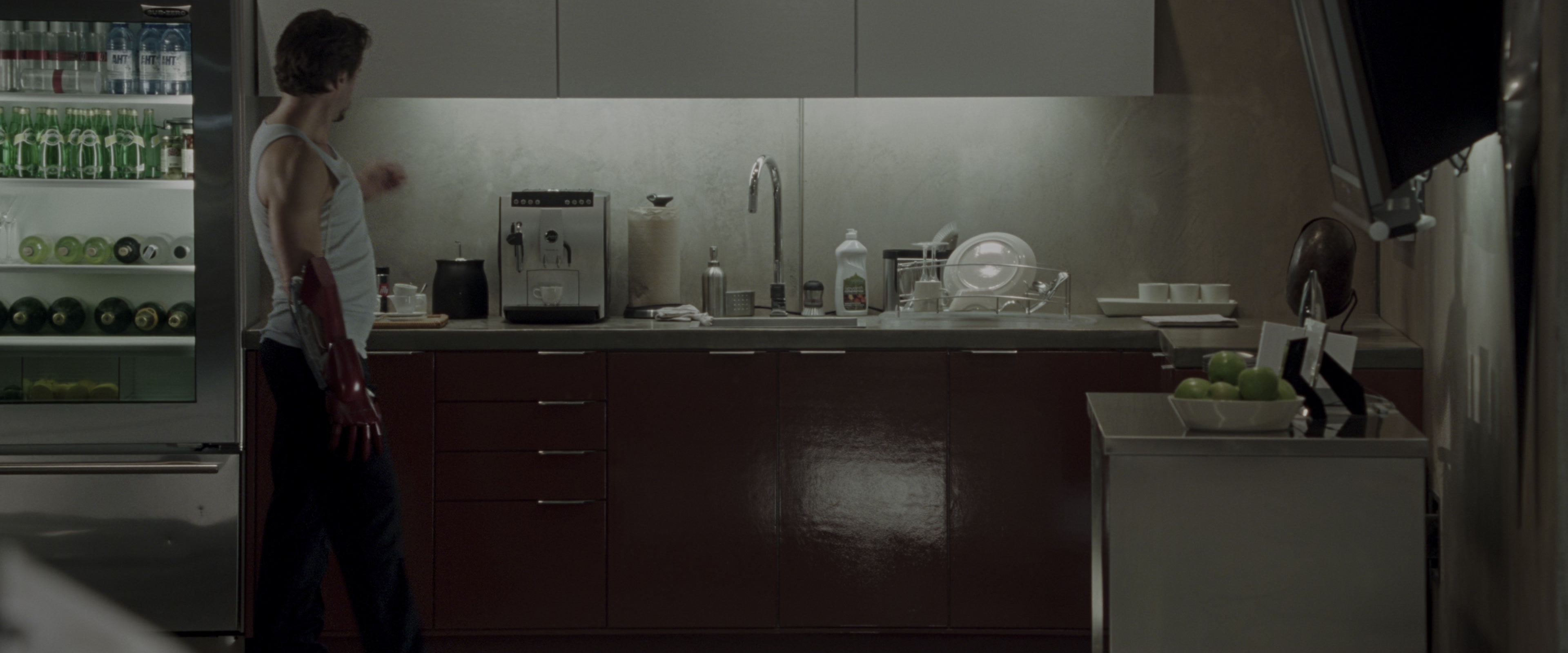 Iron Man (2008), wide, 2.40:1 — film still