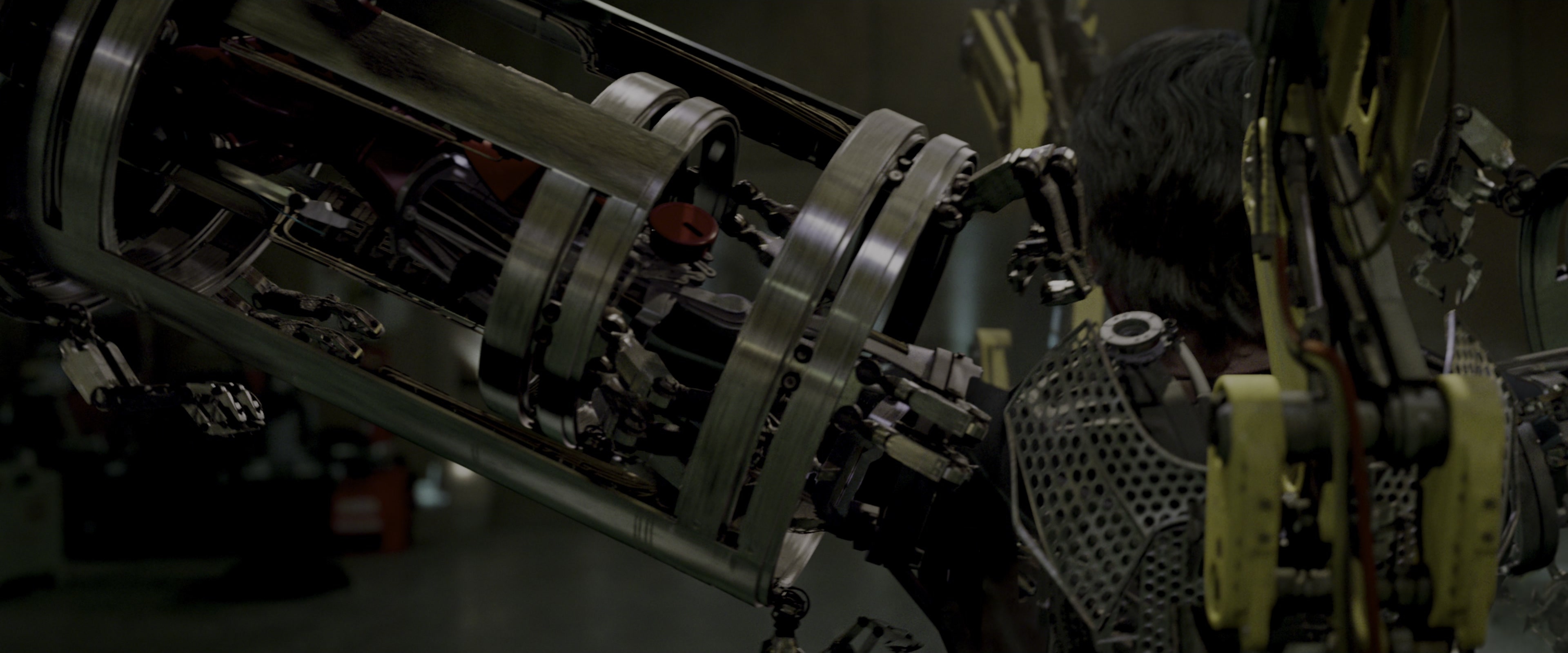 Iron Man (2008), wide, 2.40:1 — film still