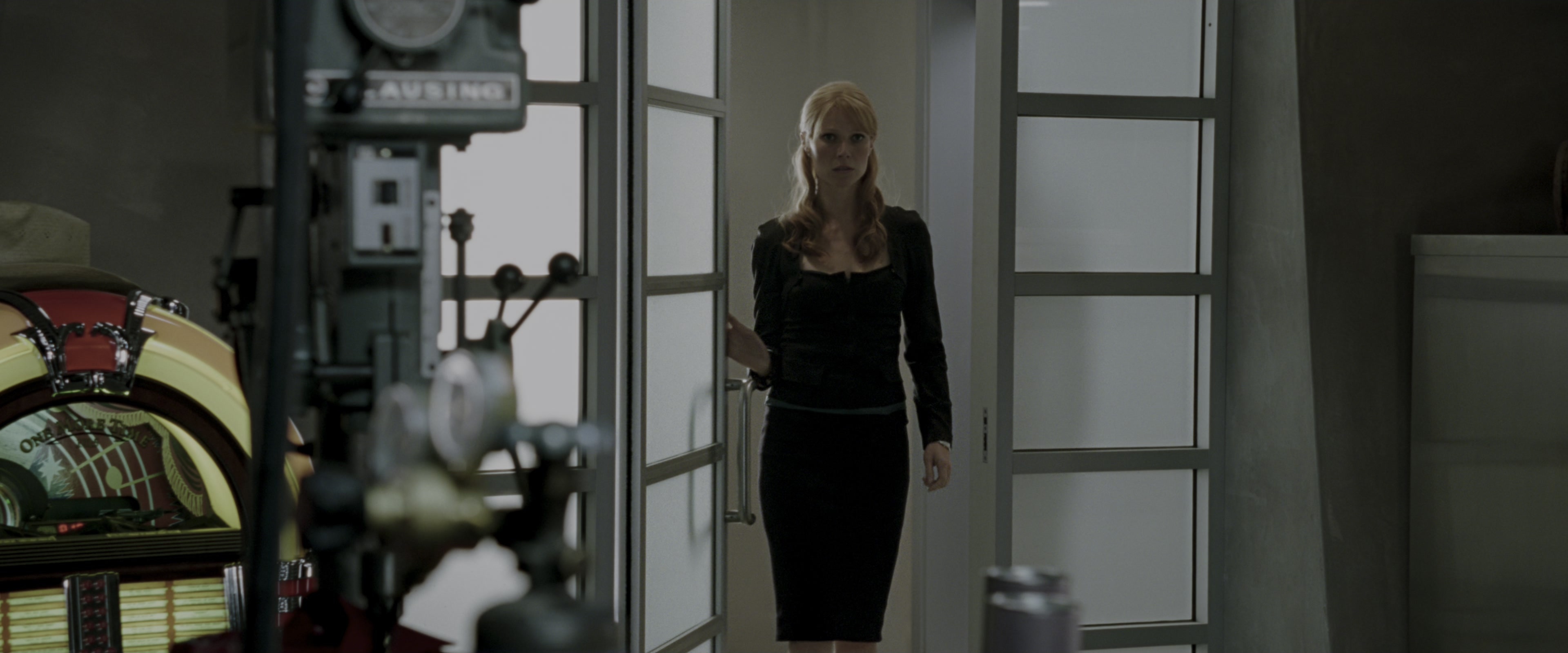 Iron Man (2008), close, 2.40:1 — film still