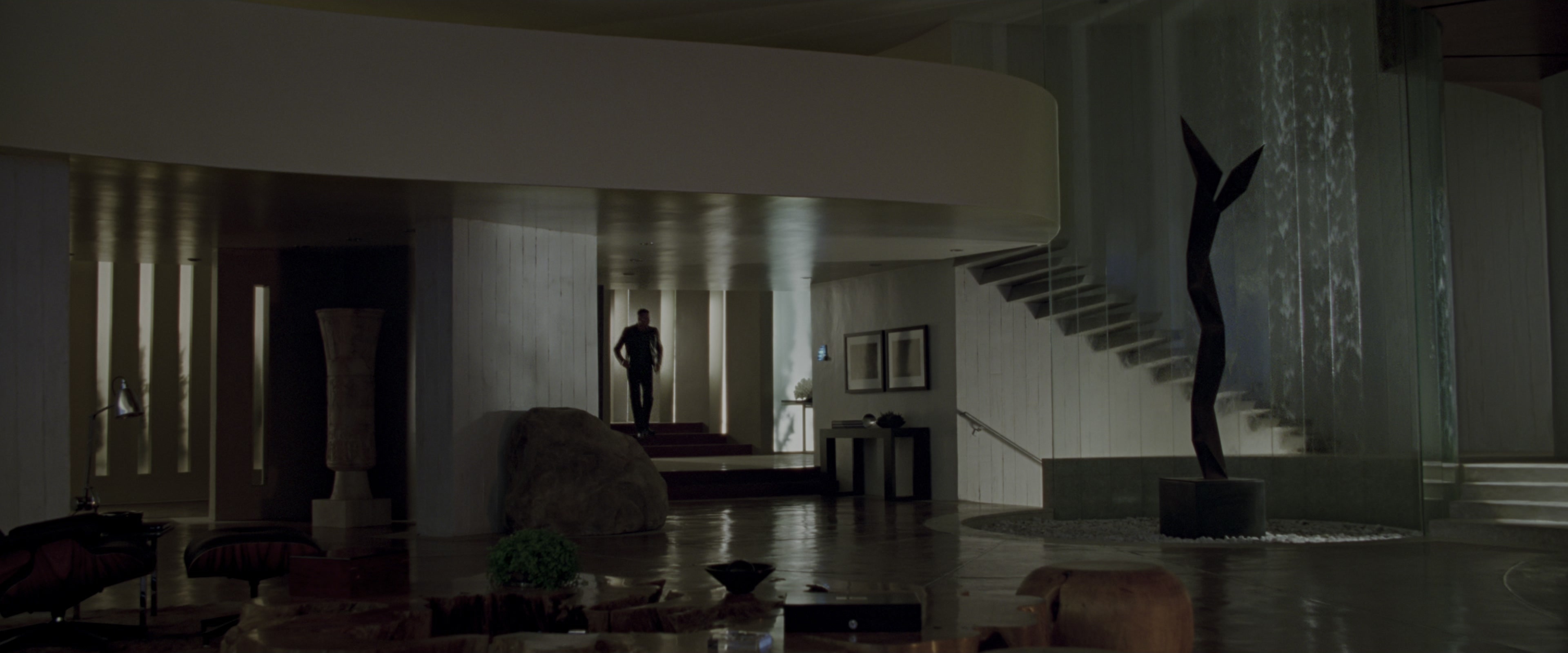 Iron Man (2008), wide, 2.40:1 — film still