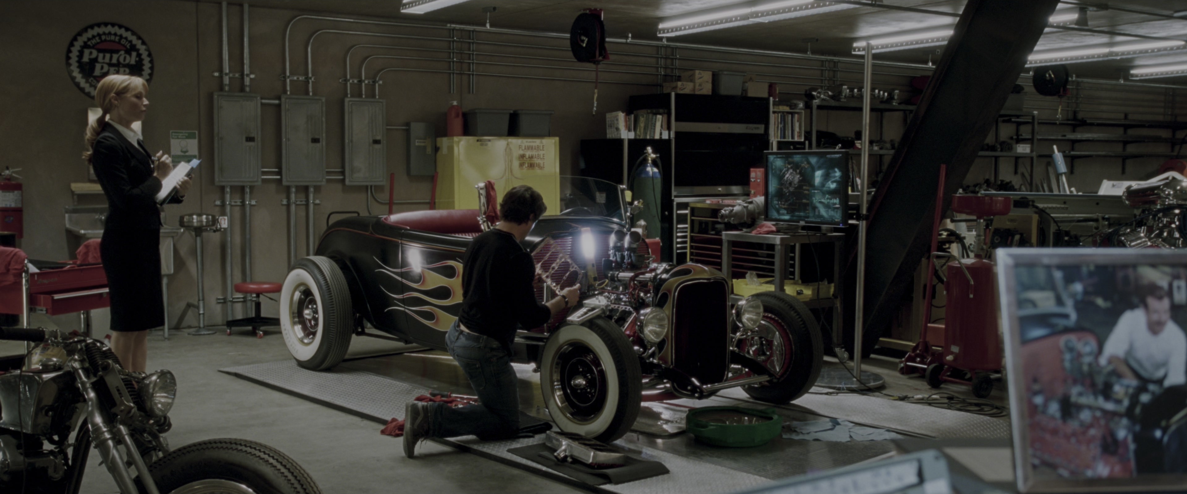 Iron Man (2008), wide, 2.40:1 — film still