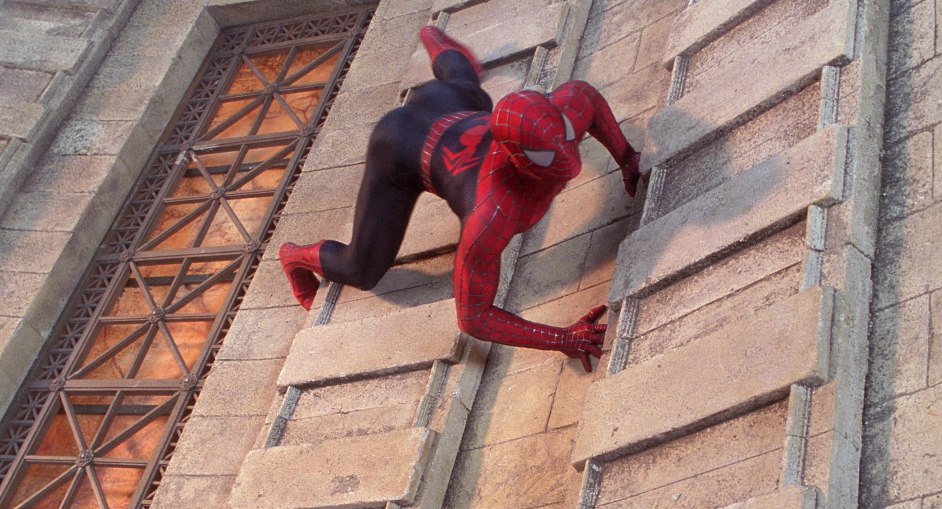 Spider-Man (2002), wide, 1.85:1 — film still