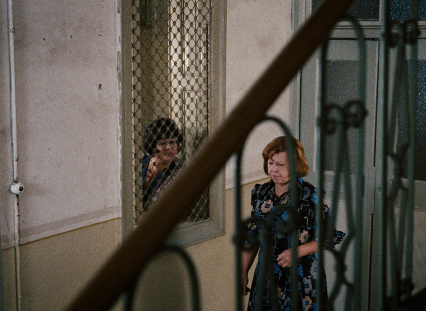 Angst essen Seele auf (1974), wide, 1.37:1 — film still