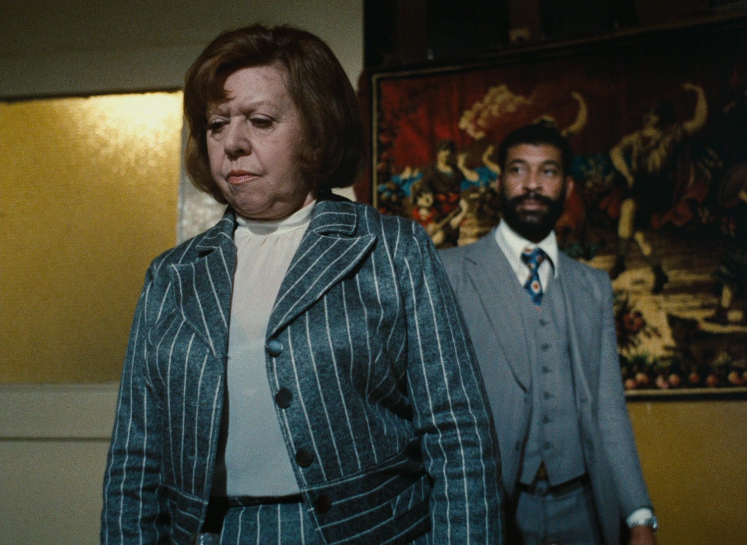 Angst essen Seele auf (1974), wide, 1.37:1 — film still