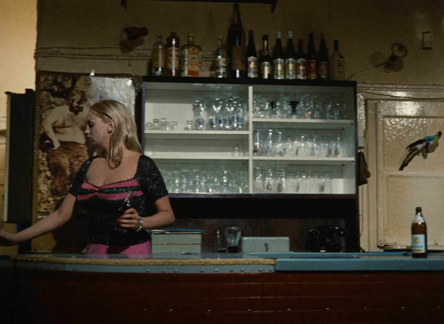 Angst essen Seele auf (1974), unknown, 1.37:1 — film still
