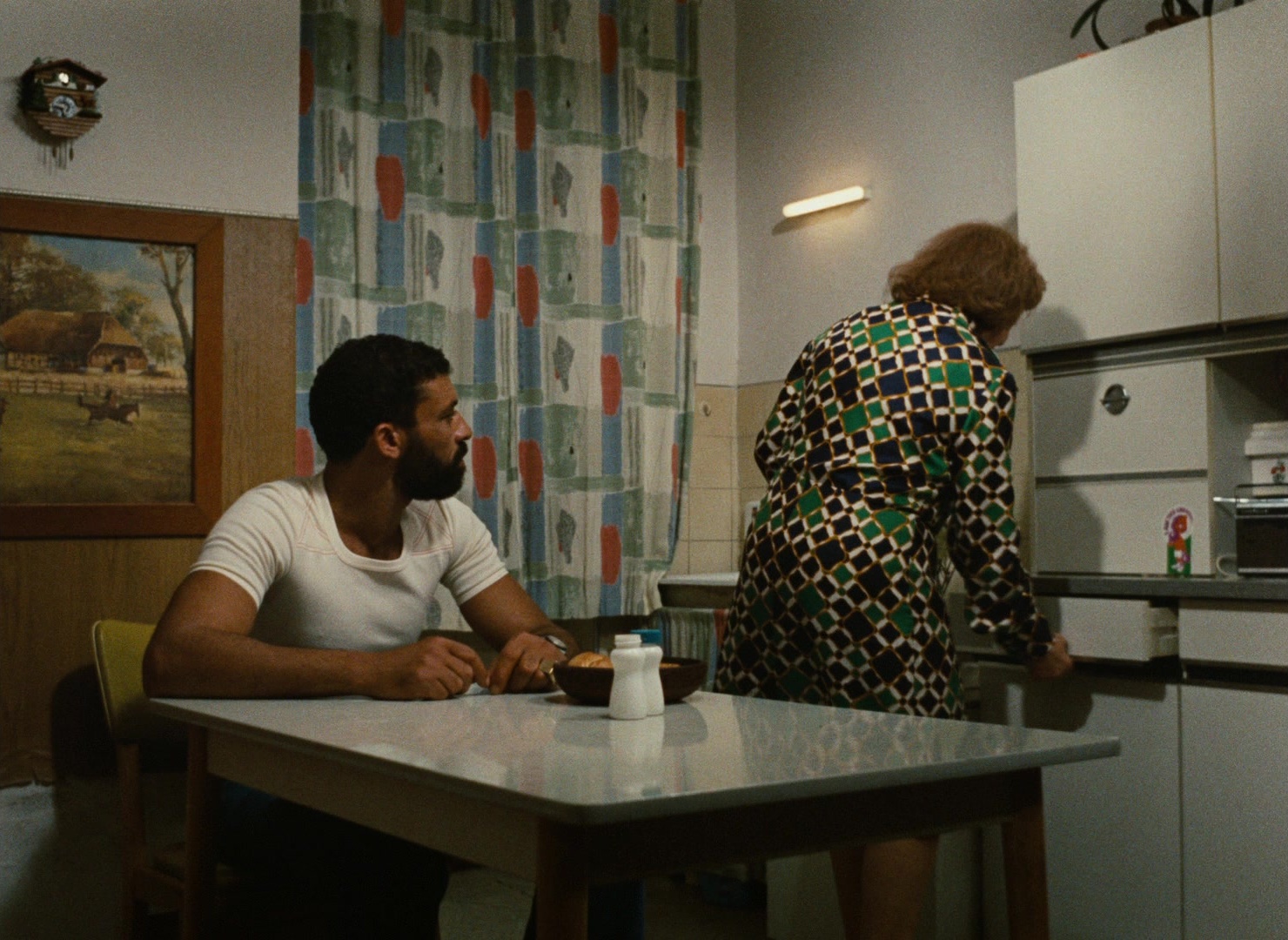 Angst essen Seele auf (1974), unknown, 1.37:1 — film still