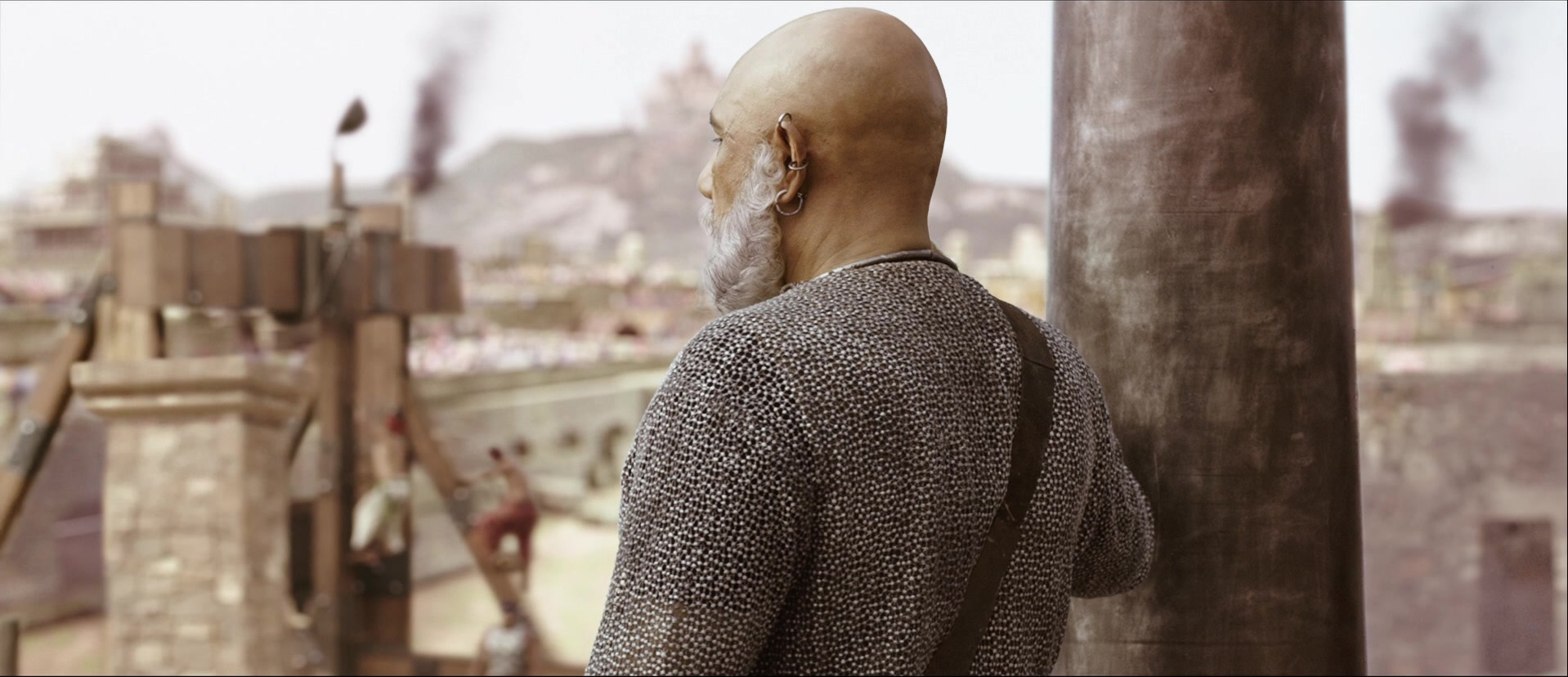 Bãhubali: The Beginning (2015), wide, 2.32:1 — film still