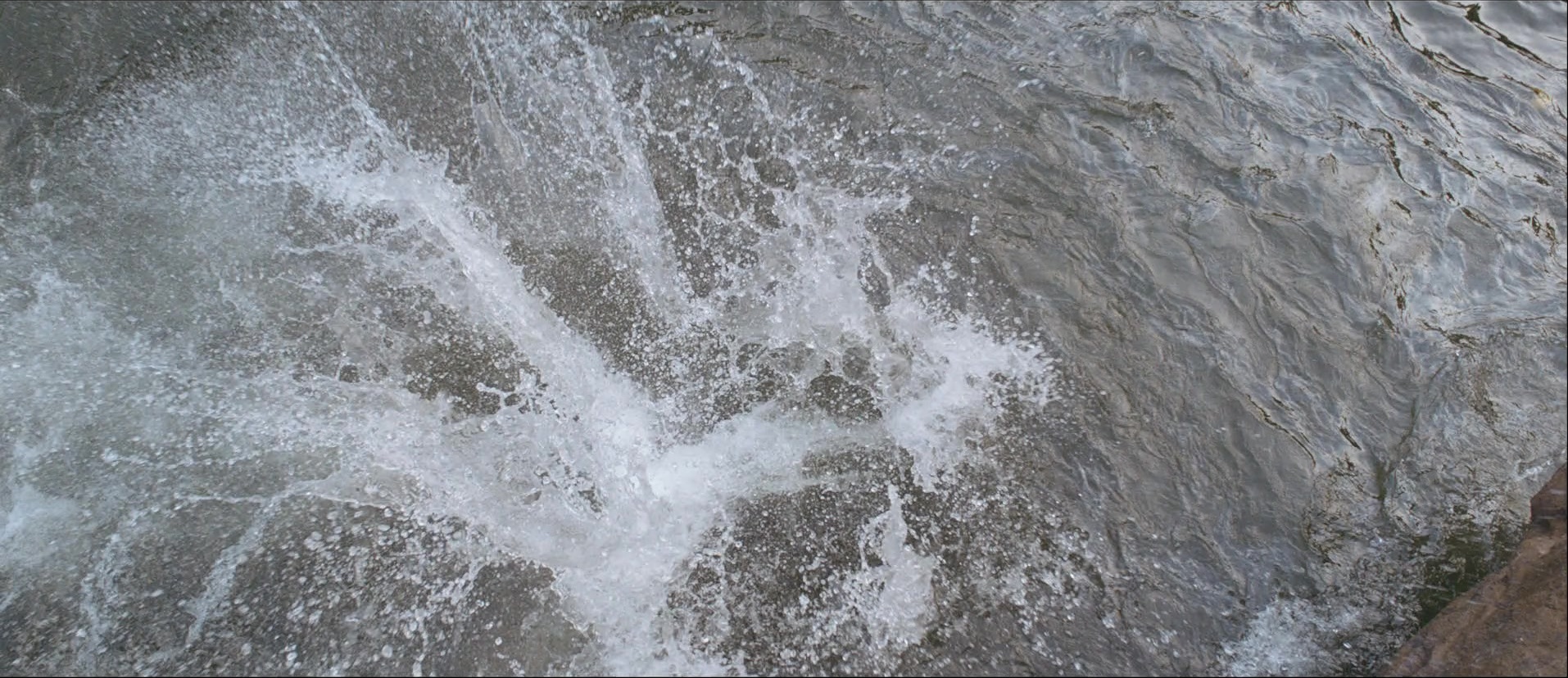 Bãhubali: The Beginning (2015), wide, 2.31:1 — film still