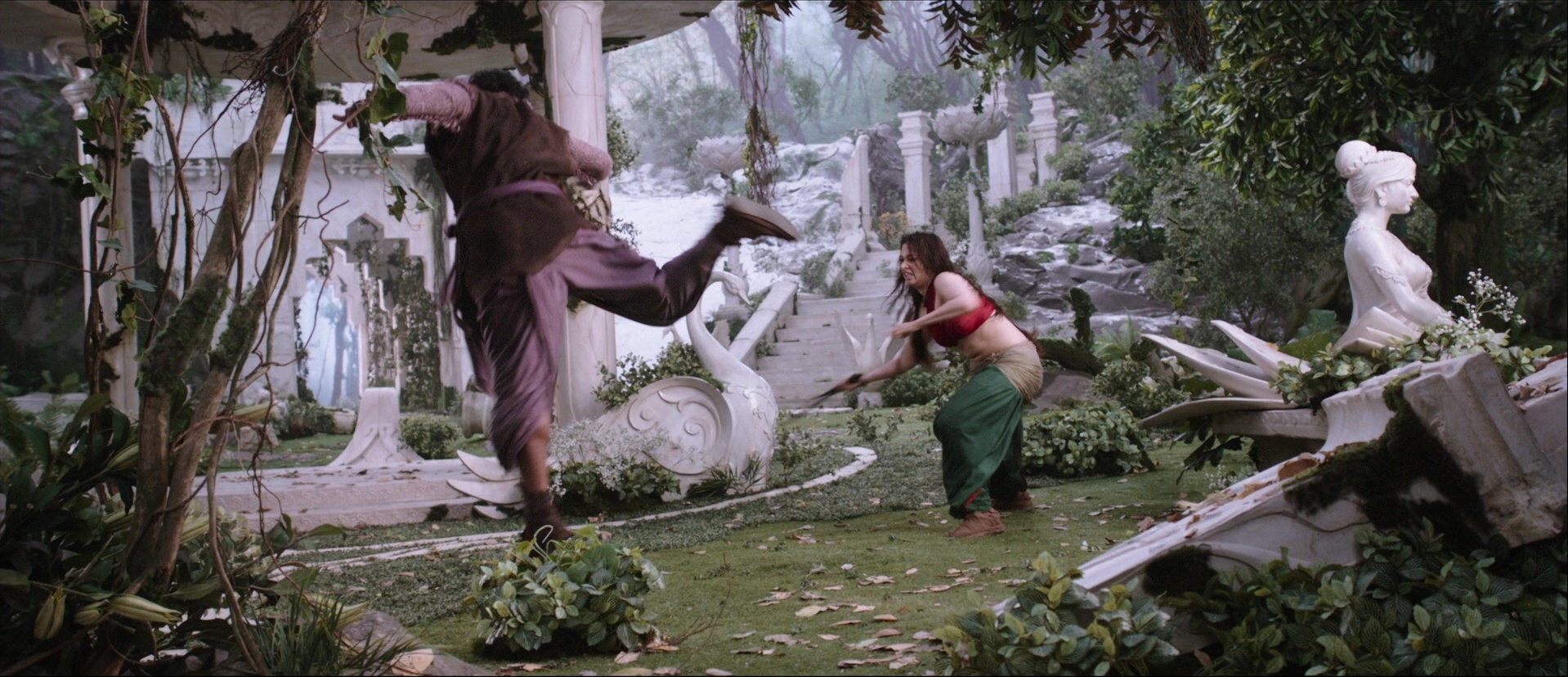 Bãhubali: The Beginning (2015), wide, 2.32:1 — film still