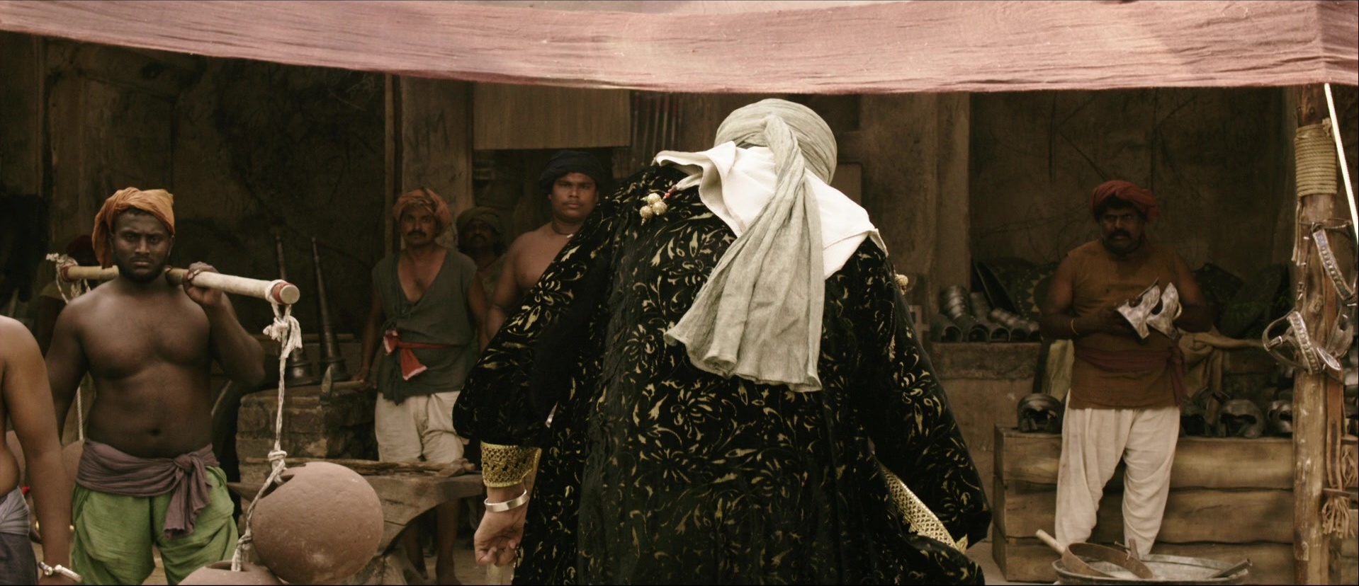 Bãhubali: The Beginning (2015), wide, 2.32:1 — film still