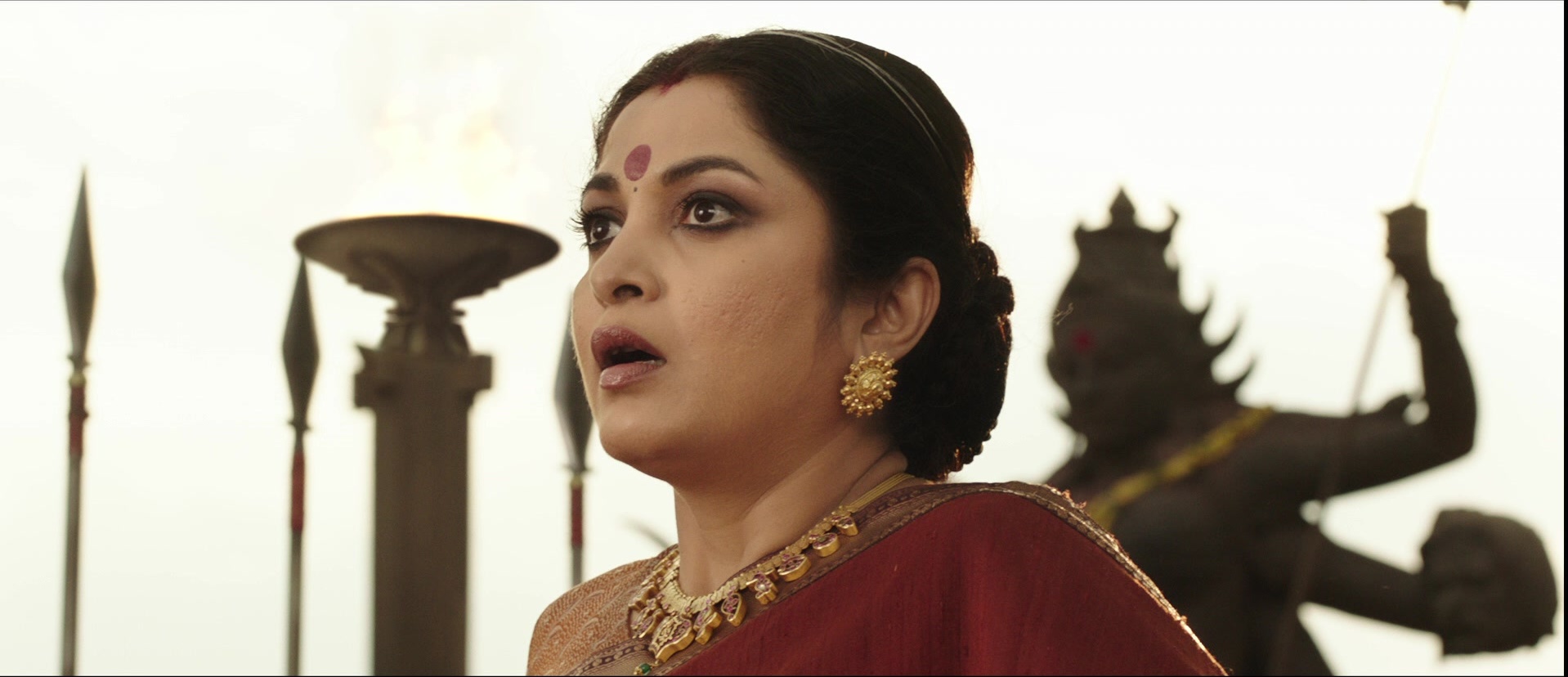 Bãhubali: The Beginning (2015), wide, 2.32:1 — film still