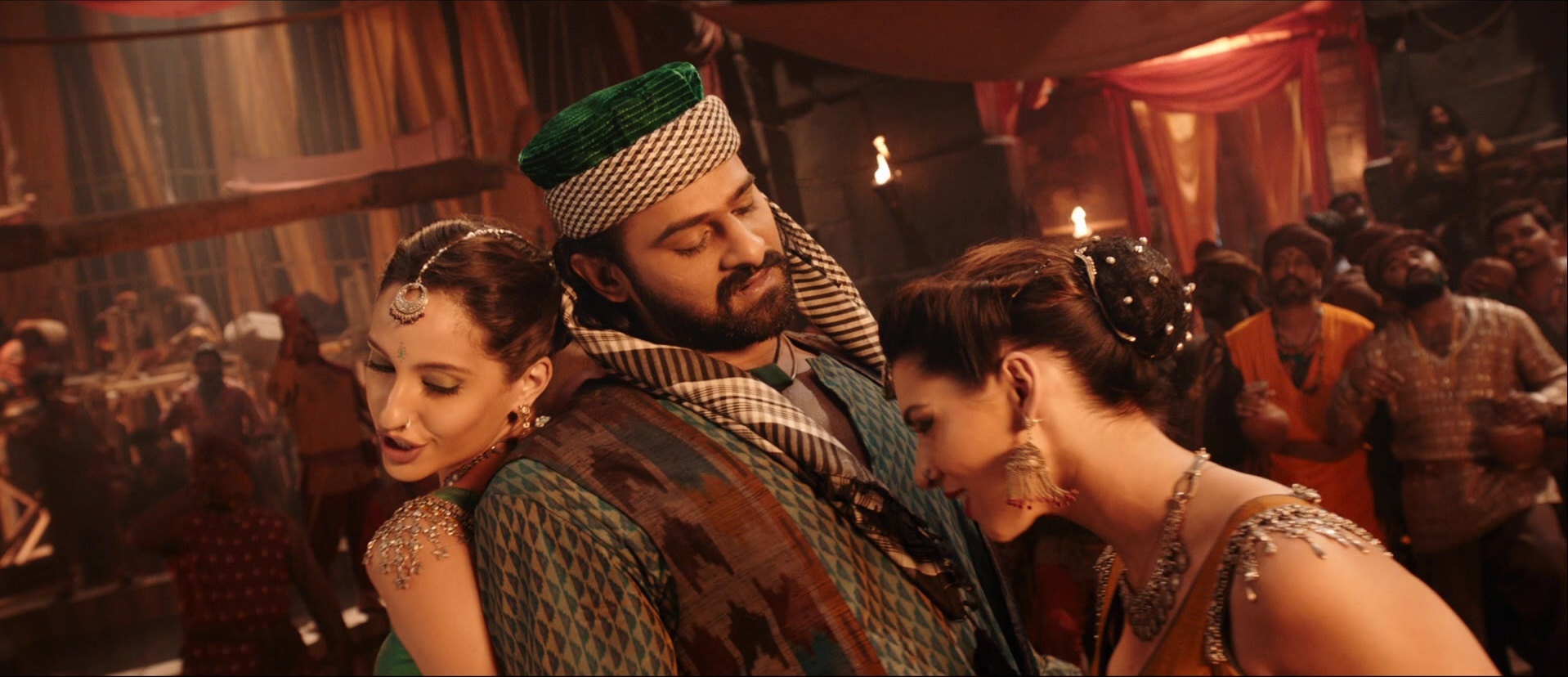 Bãhubali: The Beginning (2015), wide, 2.32:1 — film still
