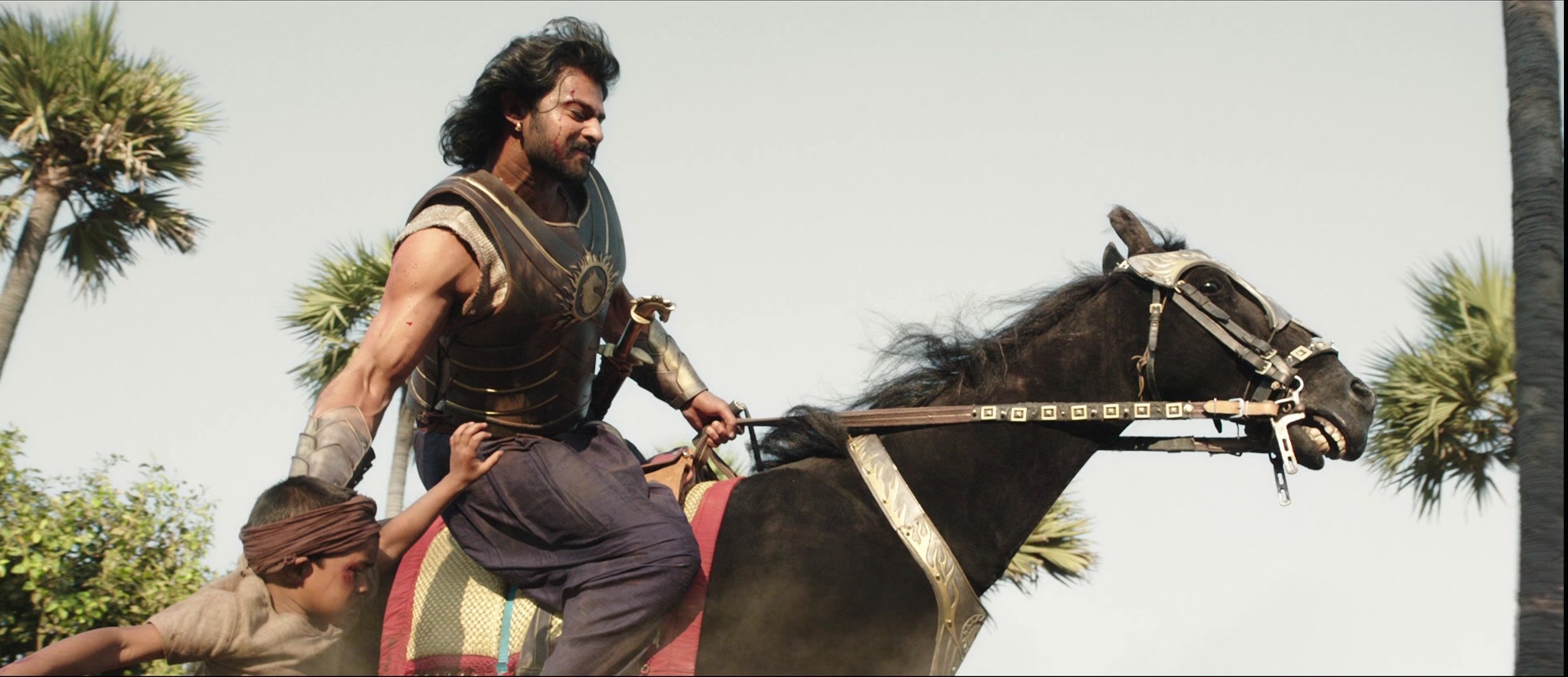 Bãhubali: The Beginning (2015), wide, 2.32:1 — film still