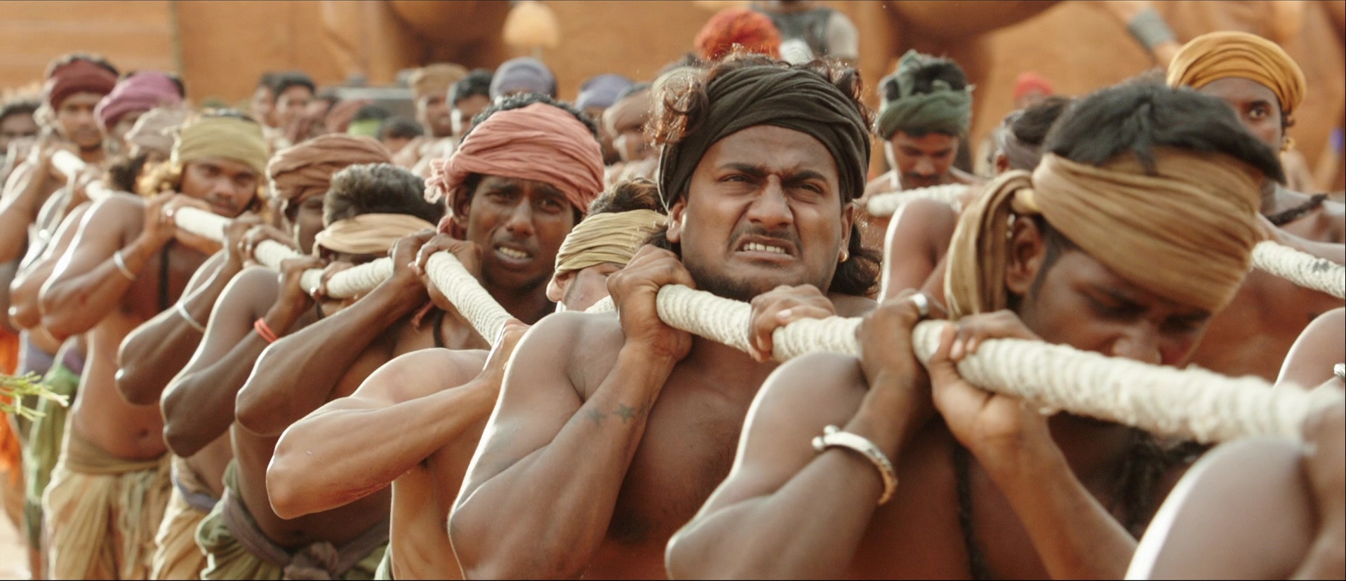 Bãhubali: The Beginning (2015), wide, 2.32:1 — film still
