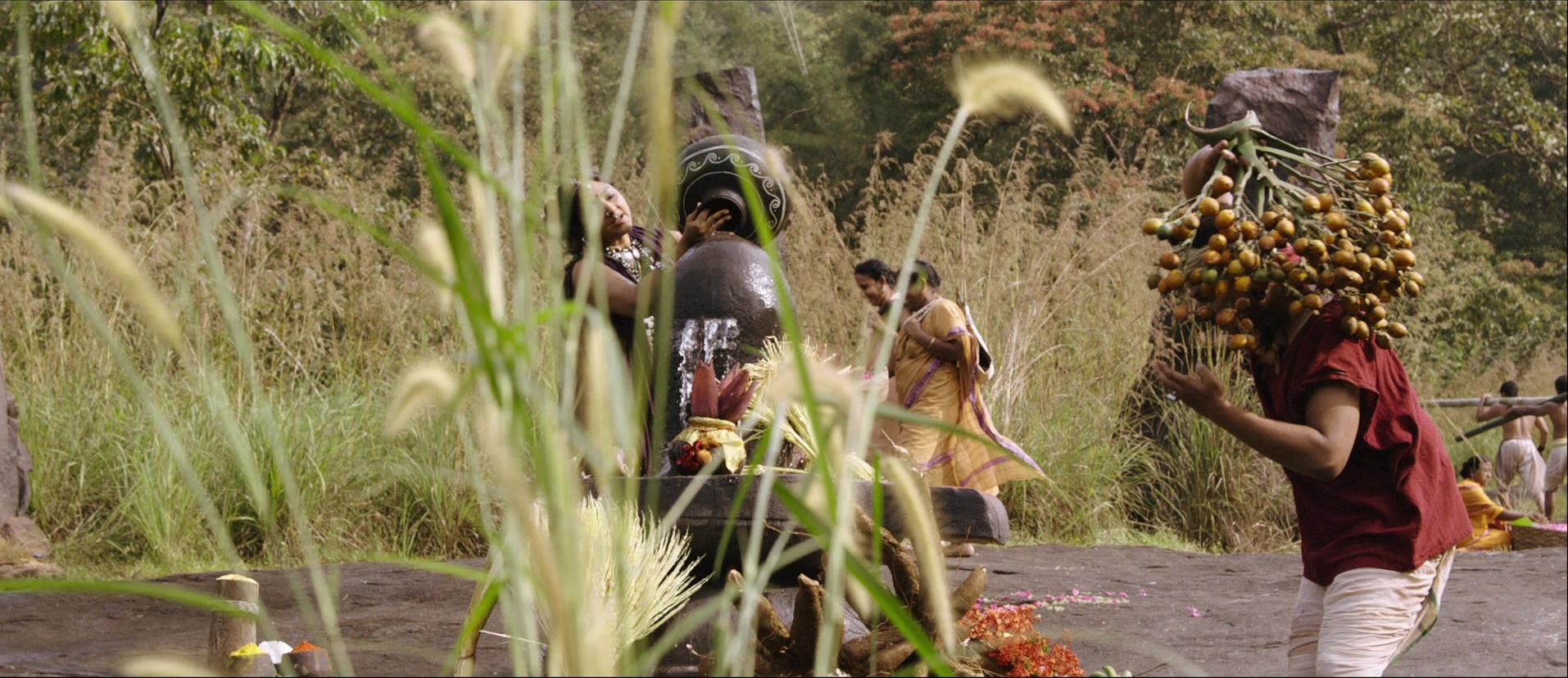 Bãhubali: The Beginning (2015), unknown, 2.31:1 — film still