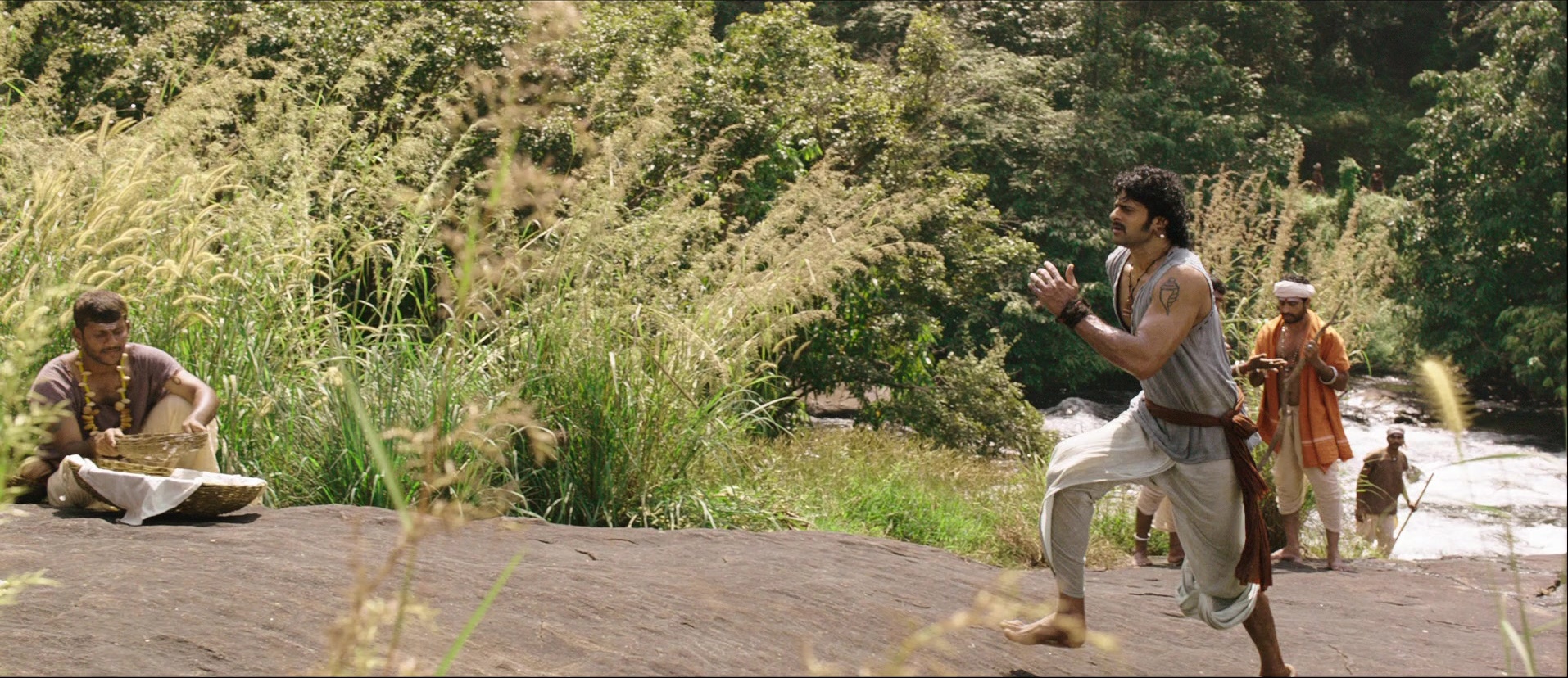 Bãhubali: The Beginning (2015), wide, 2.31:1 — film still