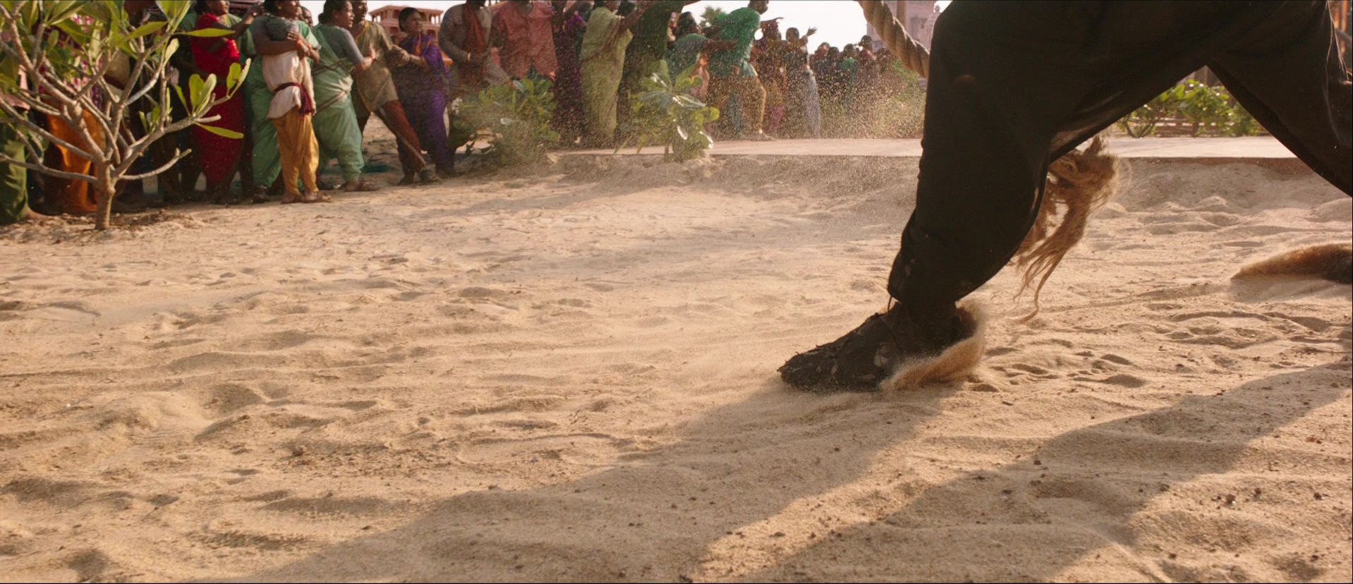 Bãhubali: The Beginning (2015), wide, 2.32:1 — film still