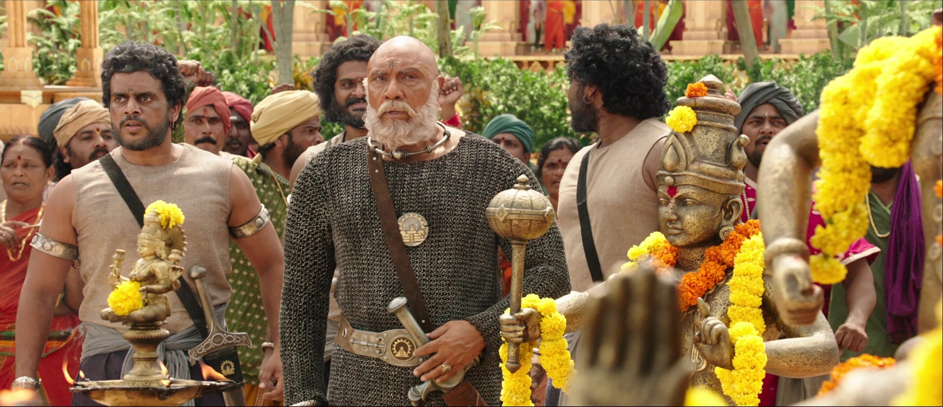 Bãhubali: The Beginning (2015), wide, 2.32:1 — film still