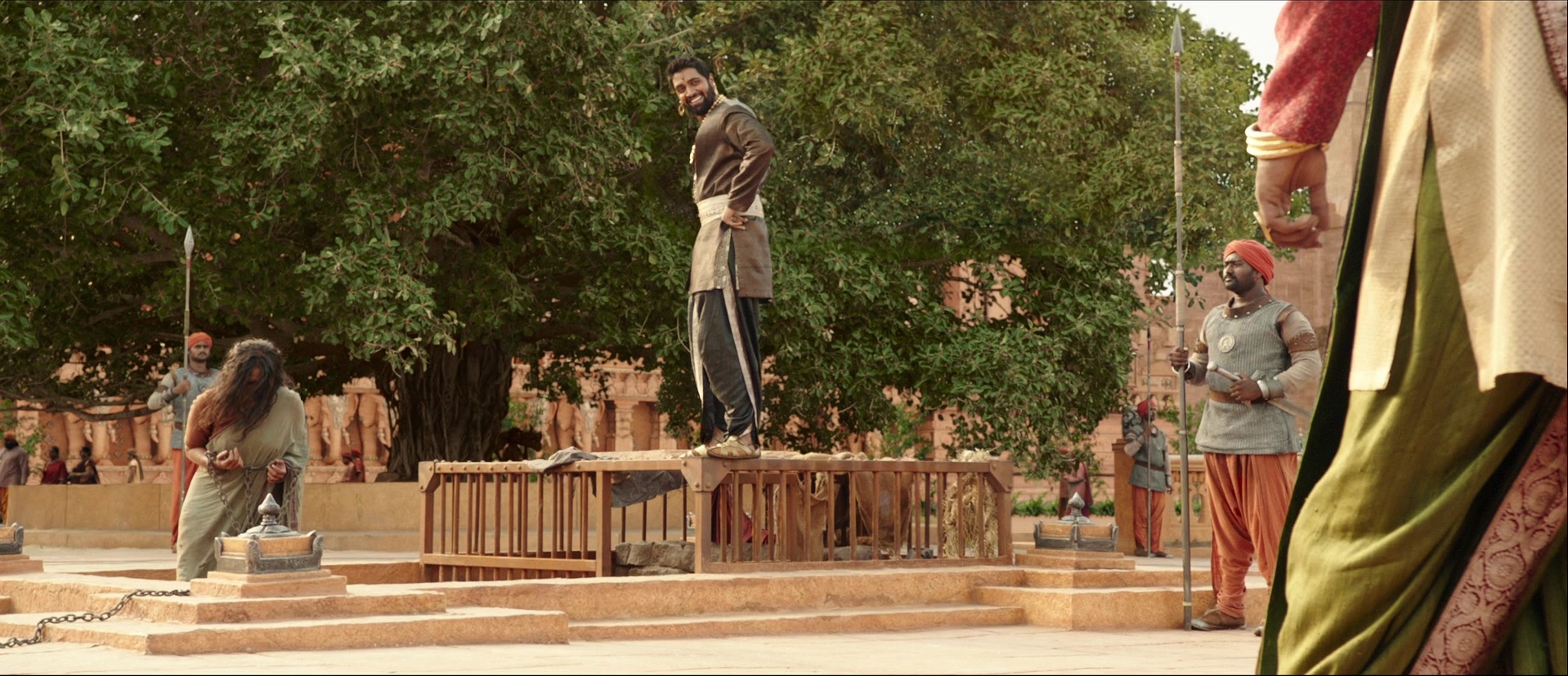 Bãhubali: The Beginning (2015), wide, 2.32:1 — film still