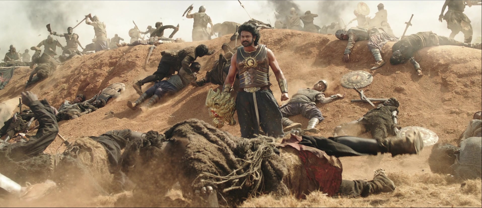 Bãhubali: The Beginning (2015), wide, 2.31:1 — film still