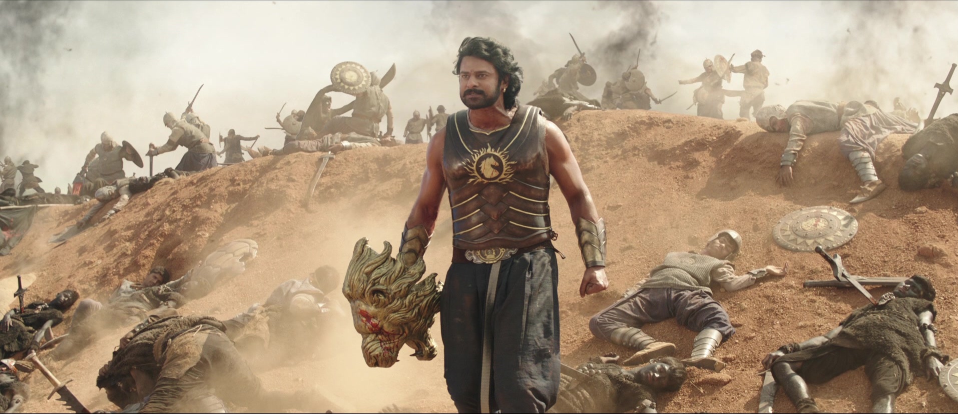 Bãhubali: The Beginning (2015), wide, 2.31:1 — film still