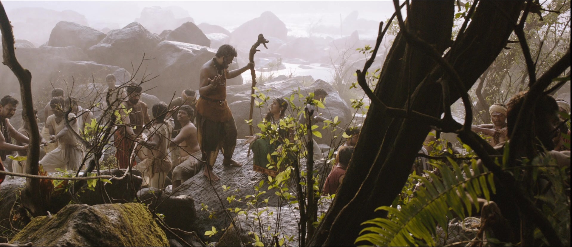 Bãhubali: The Beginning (2015), wide, 2.32:1 — film still