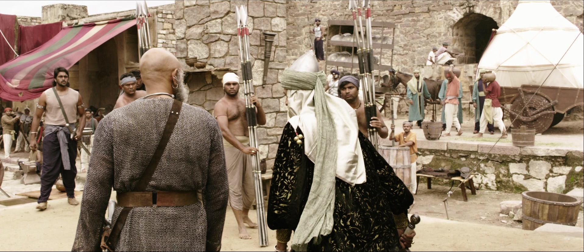 Bãhubali: The Beginning (2015), wide, 2.32:1 — film still