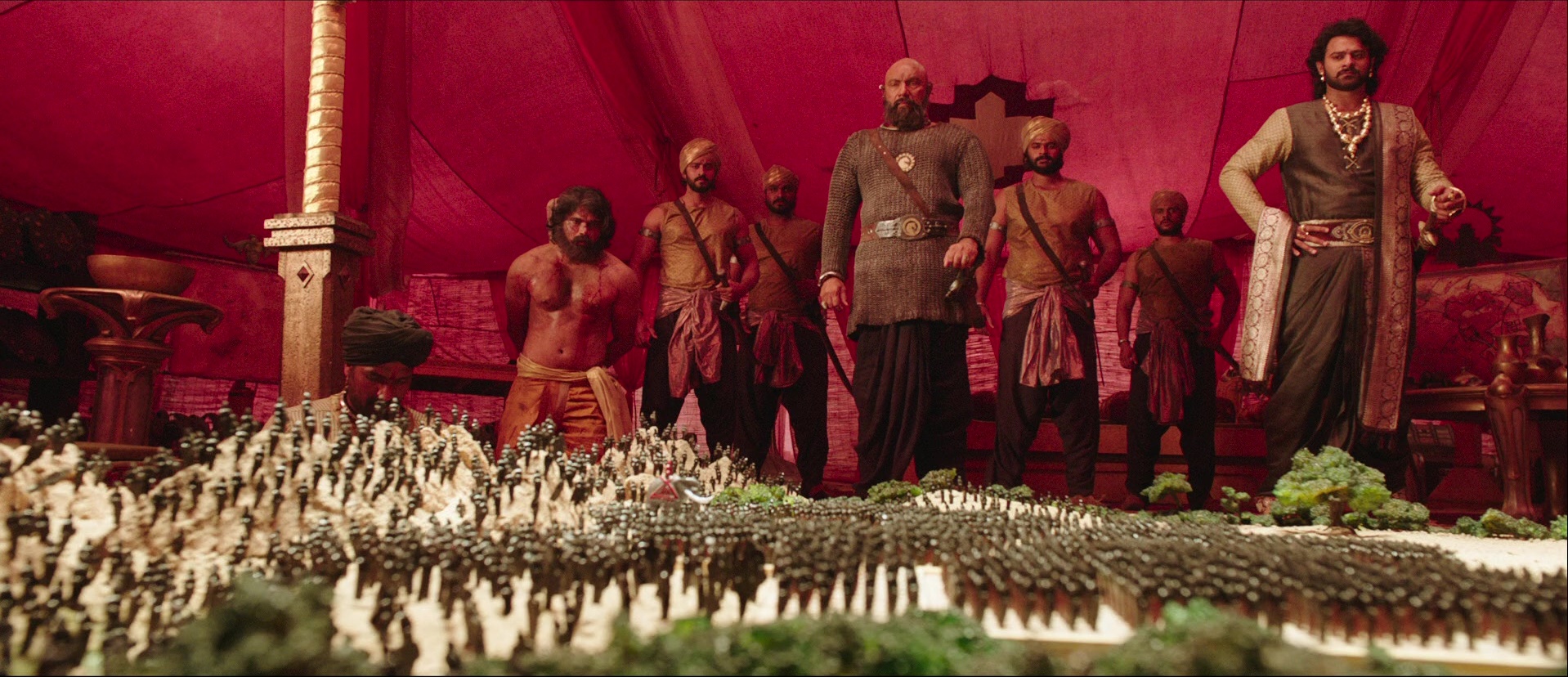 Bãhubali: The Beginning (2015), wide, 2.32:1 — film still