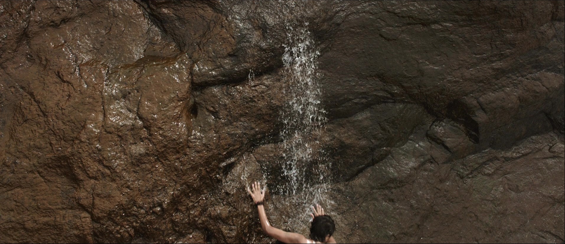 Bãhubali: The Beginning (2015), wide, 2.31:1 — film still