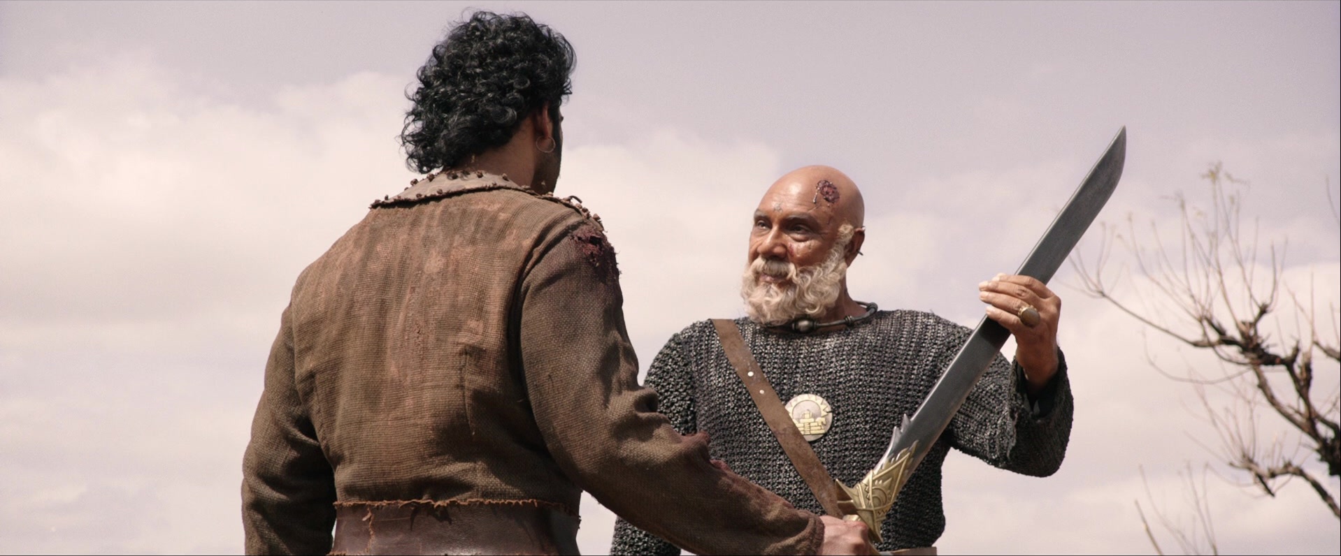 Bãhubali: The Beginning (2015), wide, 2.41:1 — film still