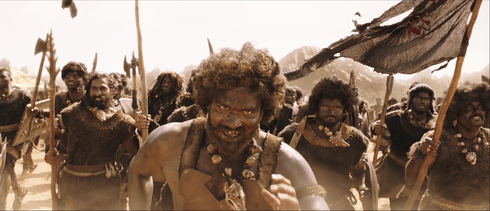 Bãhubali: The Beginning (2015), wide, 2.32:1 — film still