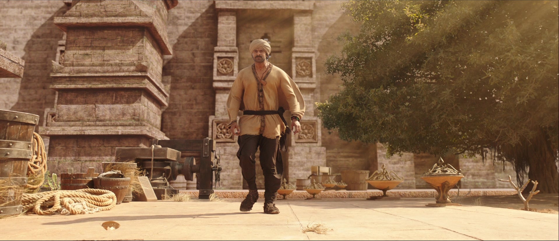Bãhubali: The Beginning (2015), wide, 2.32:1 — film still