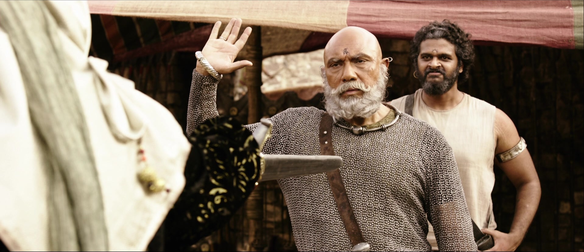 Bãhubali: The Beginning (2015), wide, 2.32:1 — film still