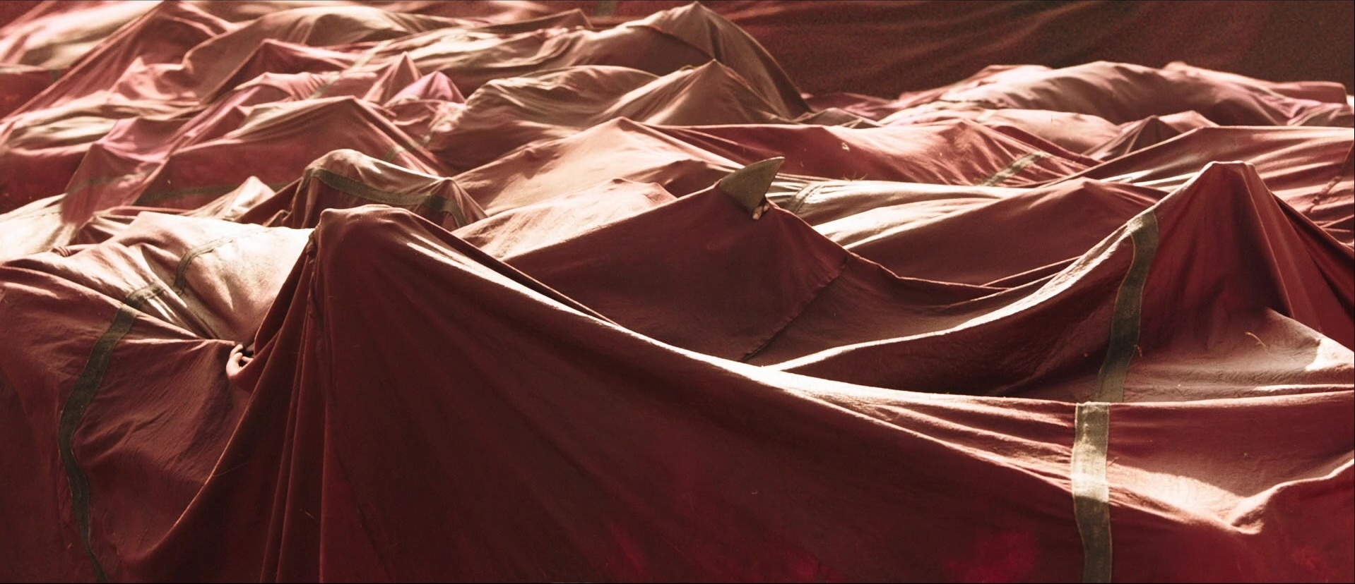 Bãhubali: The Beginning (2015), wide, 2.32:1 — film still