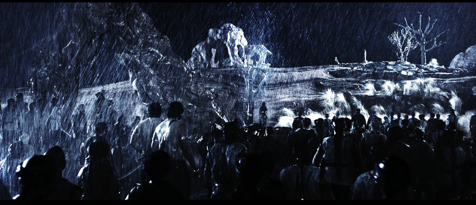 Bãhubali: The Beginning (2015), wide, 2.31:1 — film still