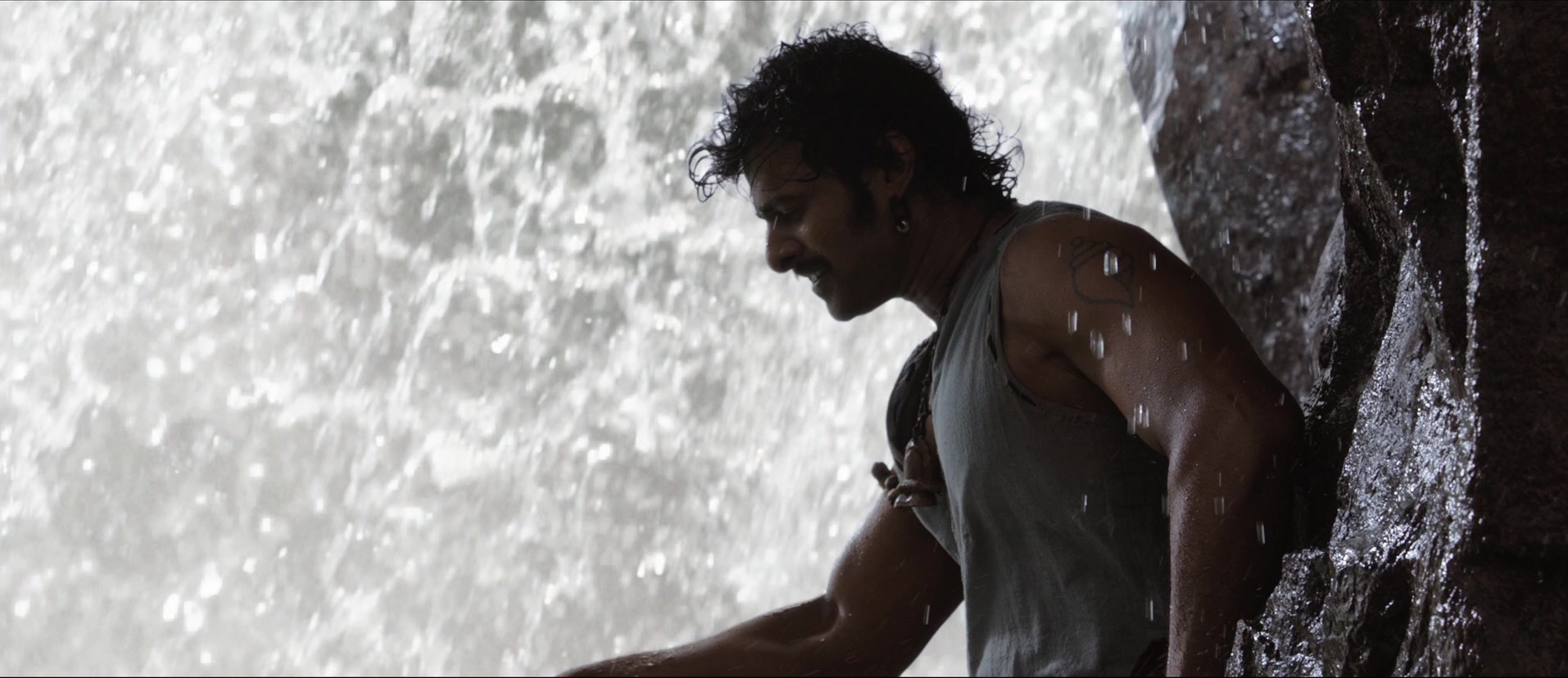 Bãhubali: The Beginning (2015), wide, 2.31:1 — film still