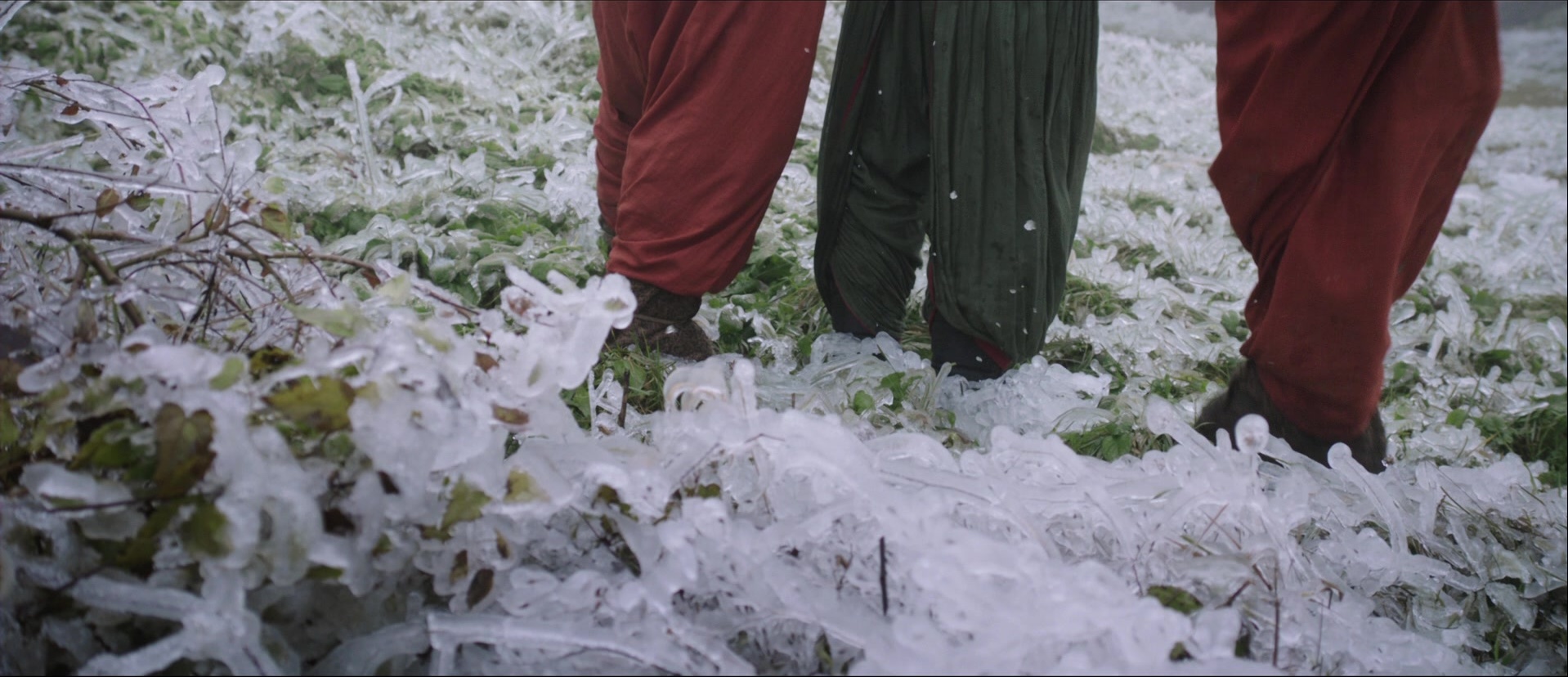 Bãhubali: The Beginning (2015), wide, 2.32:1 — film still