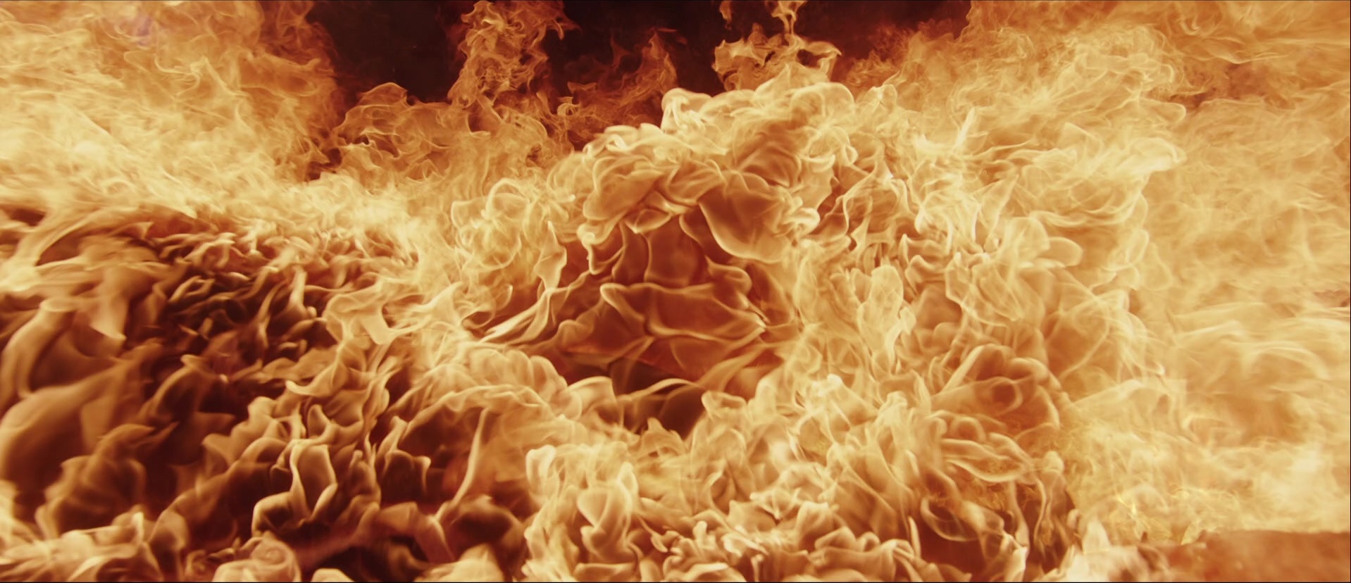 Bãhubali: The Beginning (2015), wide, 2.32:1 — film still